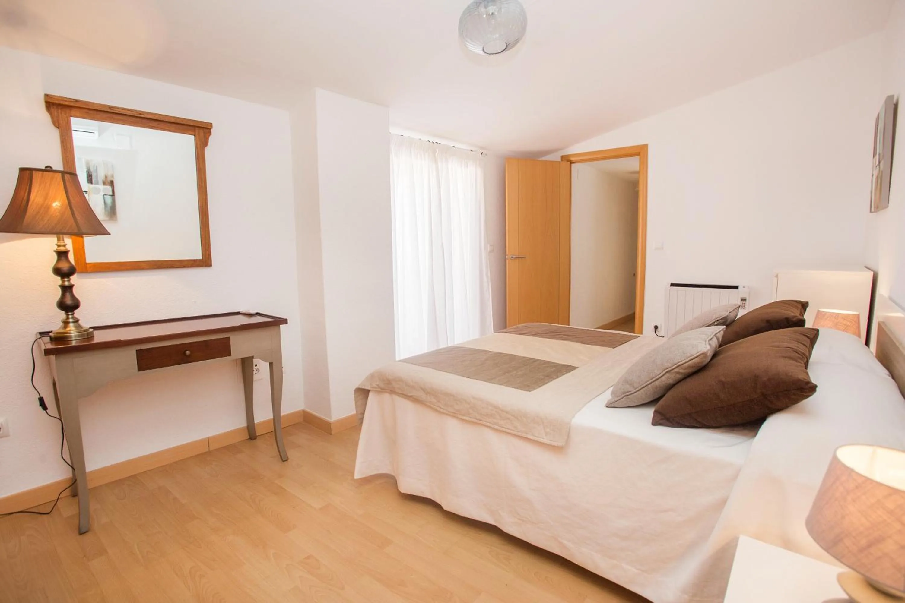 Bedroom, Bed in Apartamentos Soho Boutique Plaza Mayor Caceres