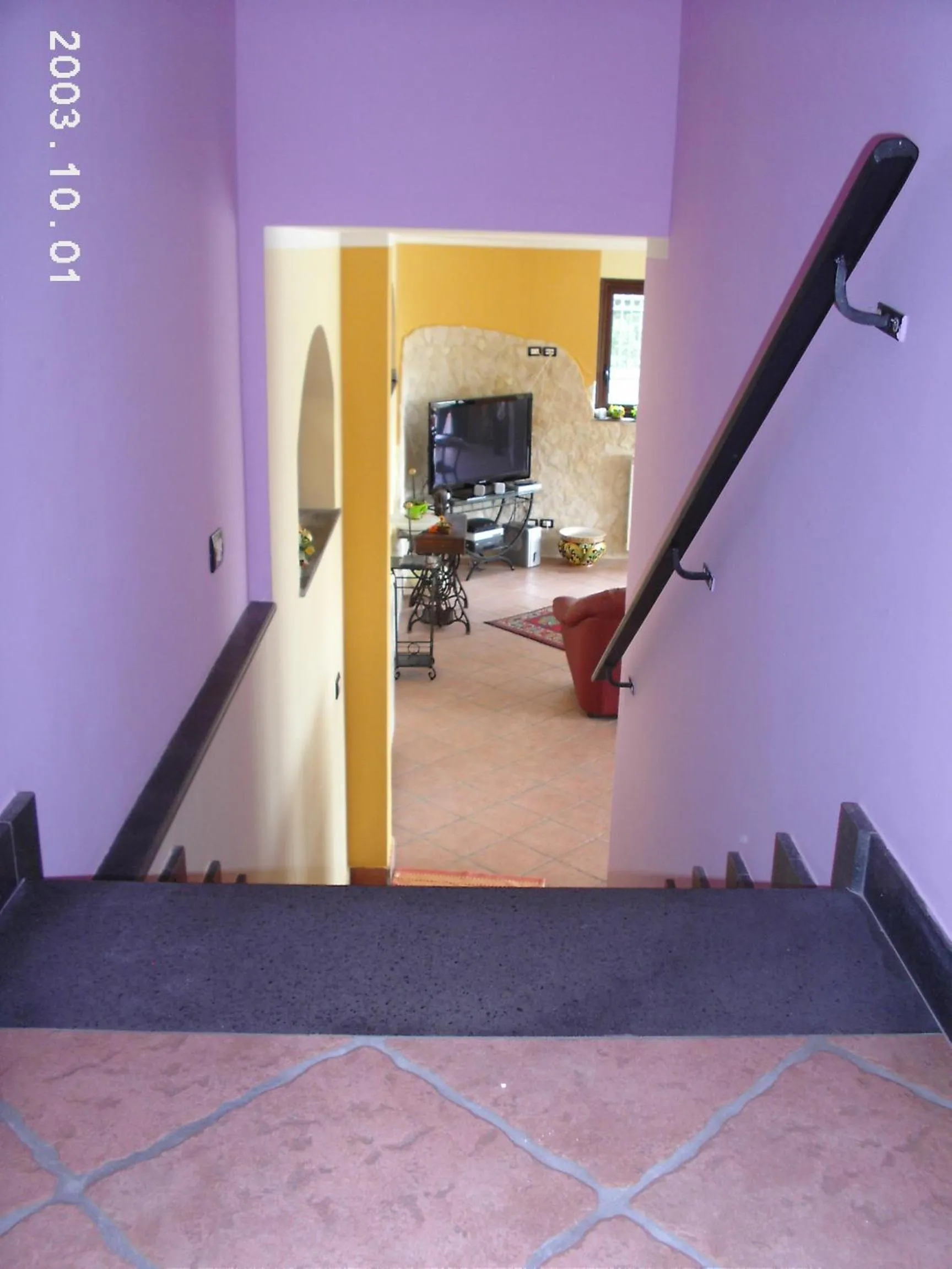 Decorative detail in La Porta Dell'Etna - Nicolosi