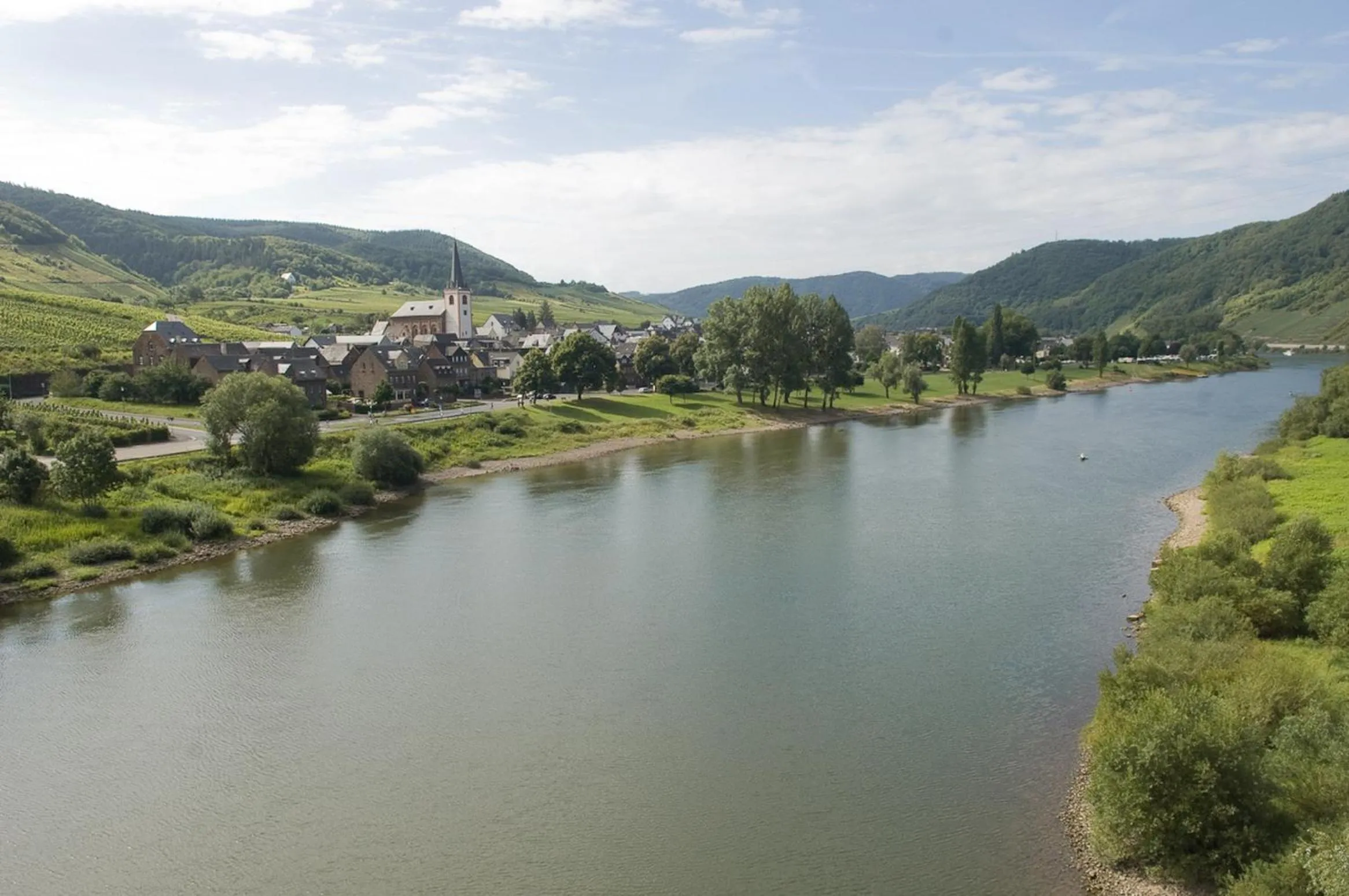 Natural landscape in Moselstern Hotel Zum guten Onkel