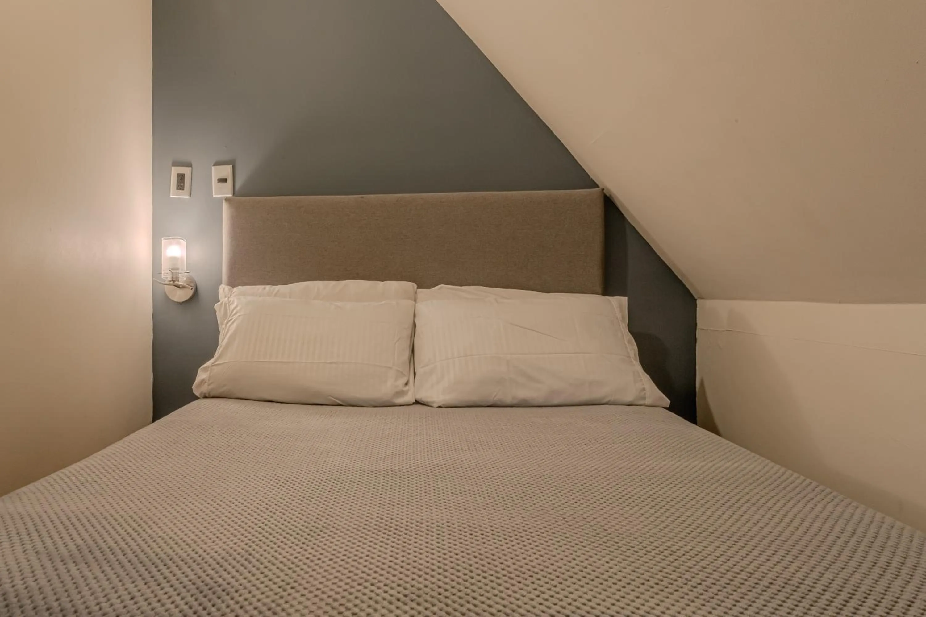 Bed in Soy Local Parque La 93