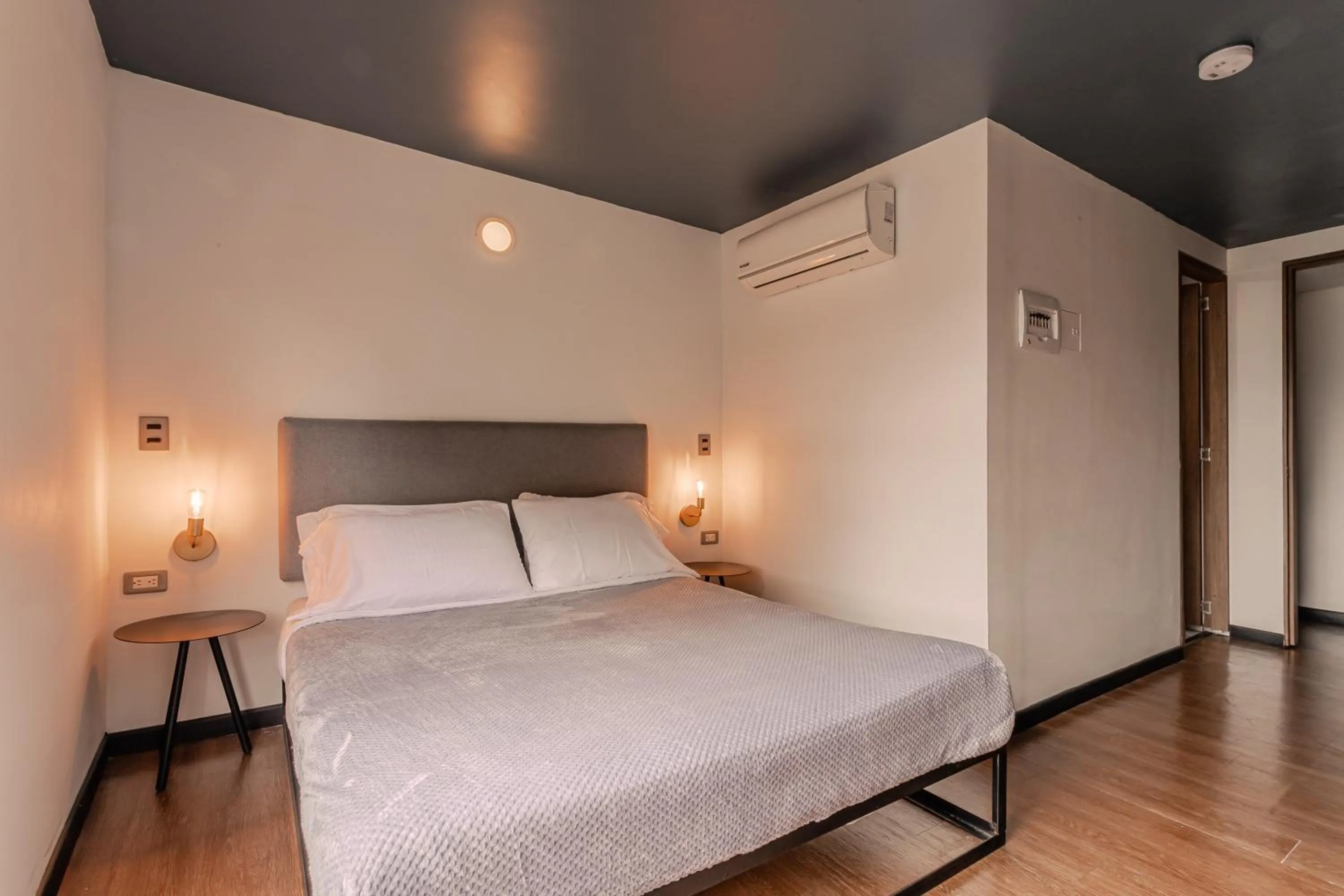 Bedroom, Bed in Soy Local Parque La 93