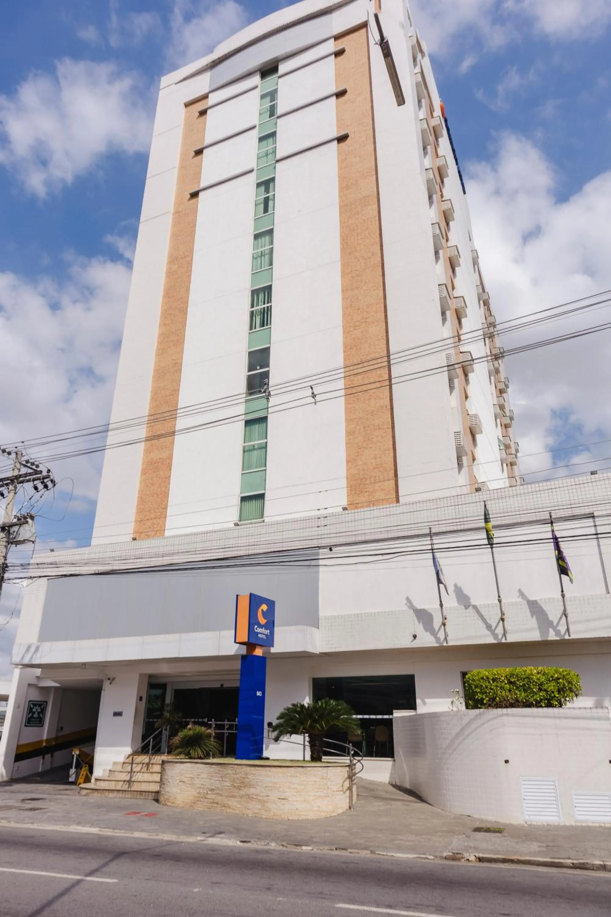 Facade/entrance in Comfort Hotel Campos dos Goytacazes