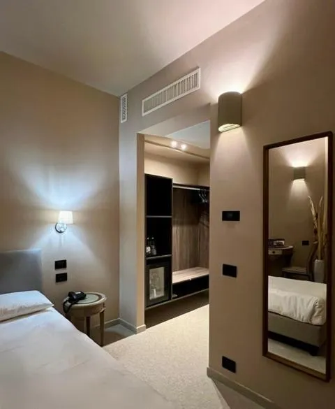 Bed in Hotel Motel Top