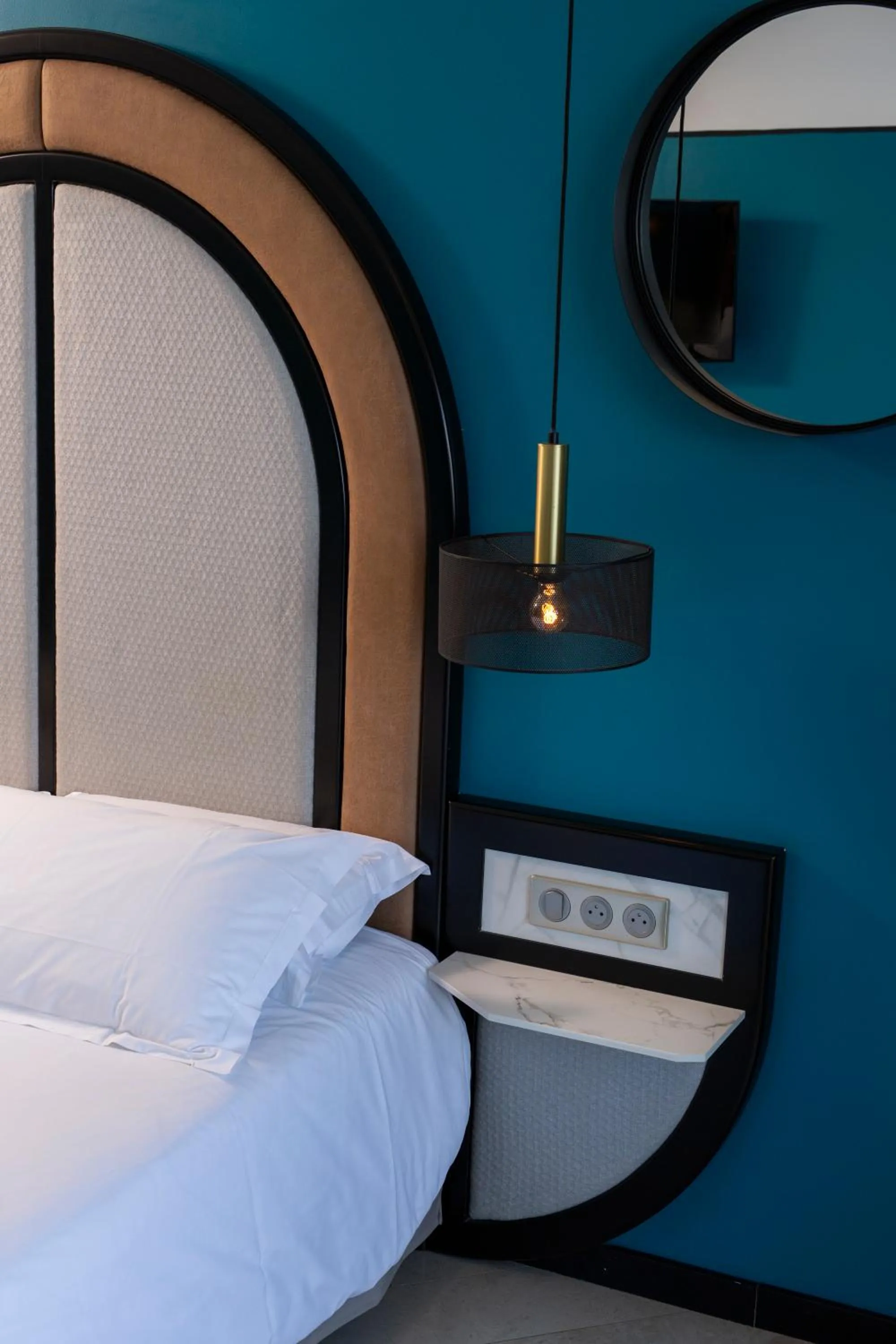 Property building, Bed in Hotel La Pietra Restaurant & Spa