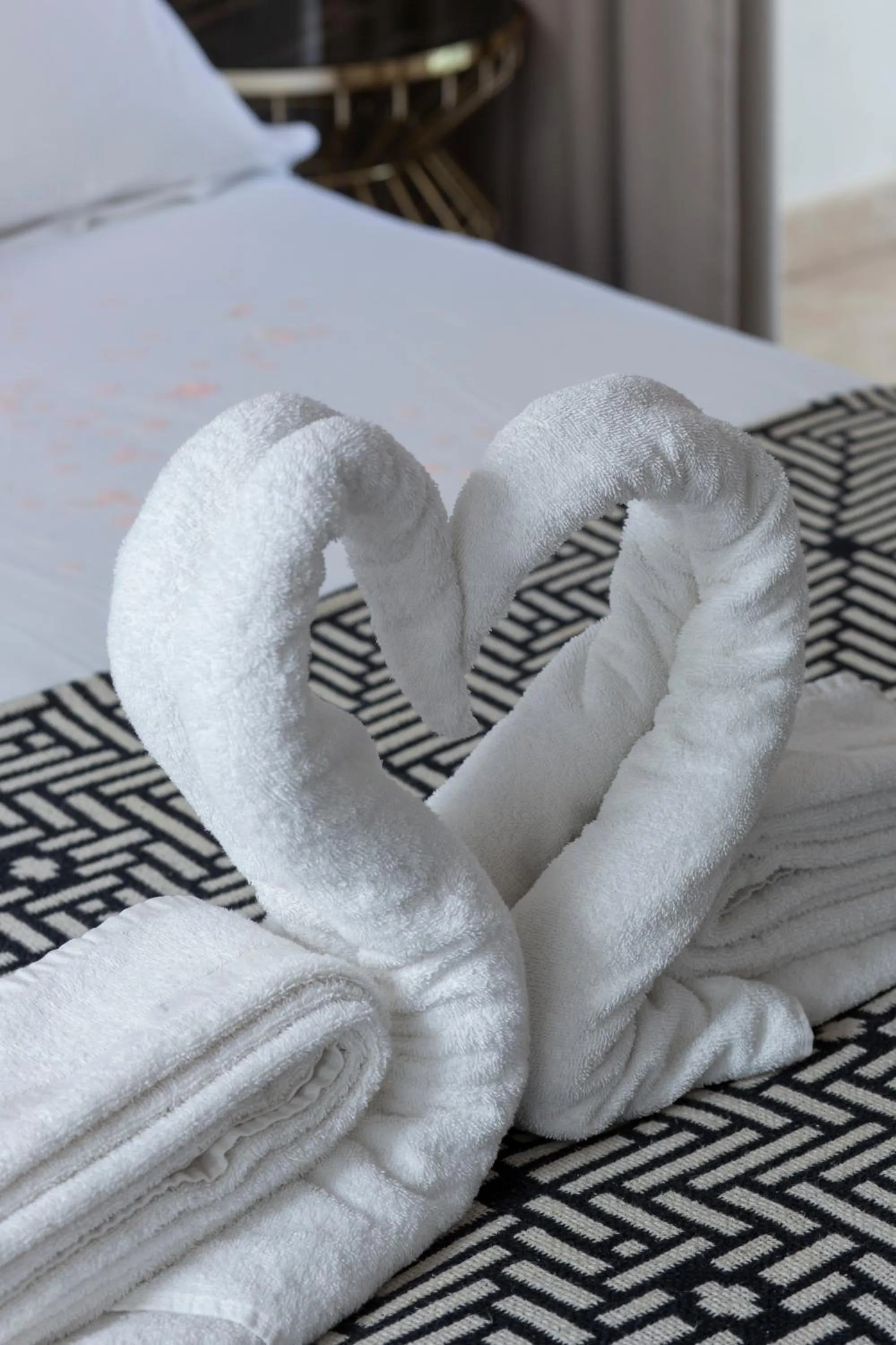 Bed in Hotel La Pietra Restaurant & Spa