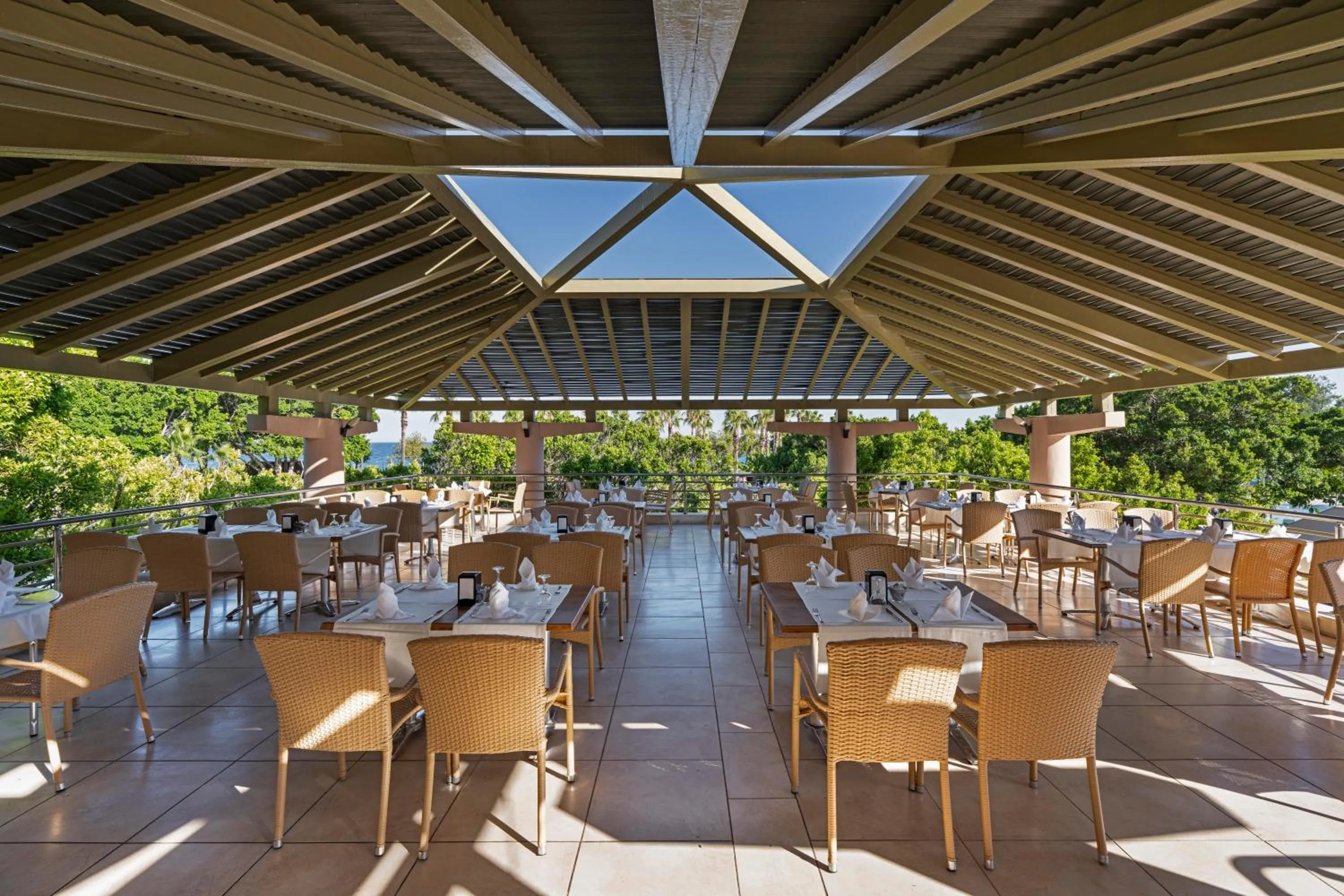 Restaurant/places to eat in Limak Limra Hotel & Resort Kemer - Kids Concept