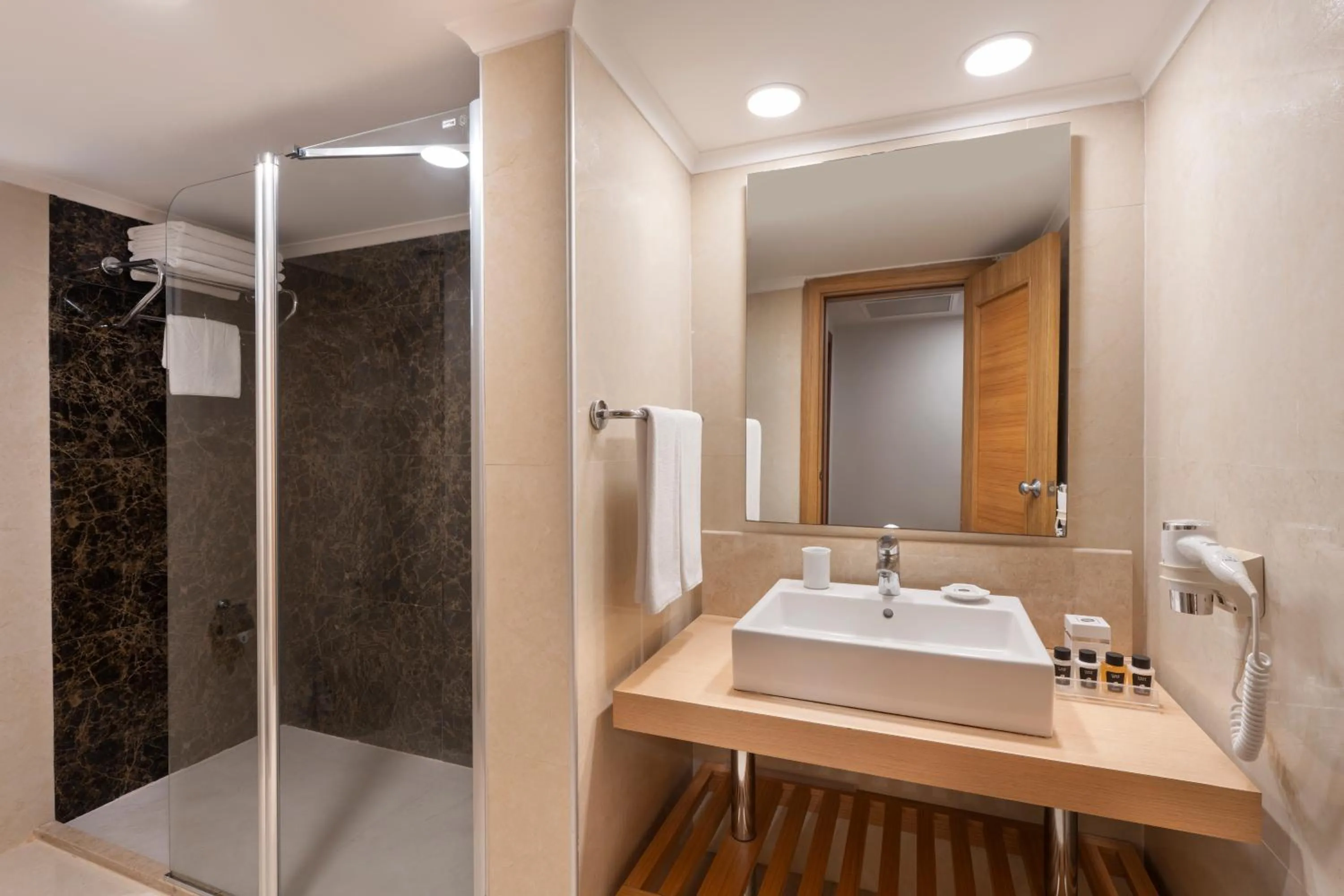 Shower in Limak Limra Hotel & Resort Kemer - Kids Concept