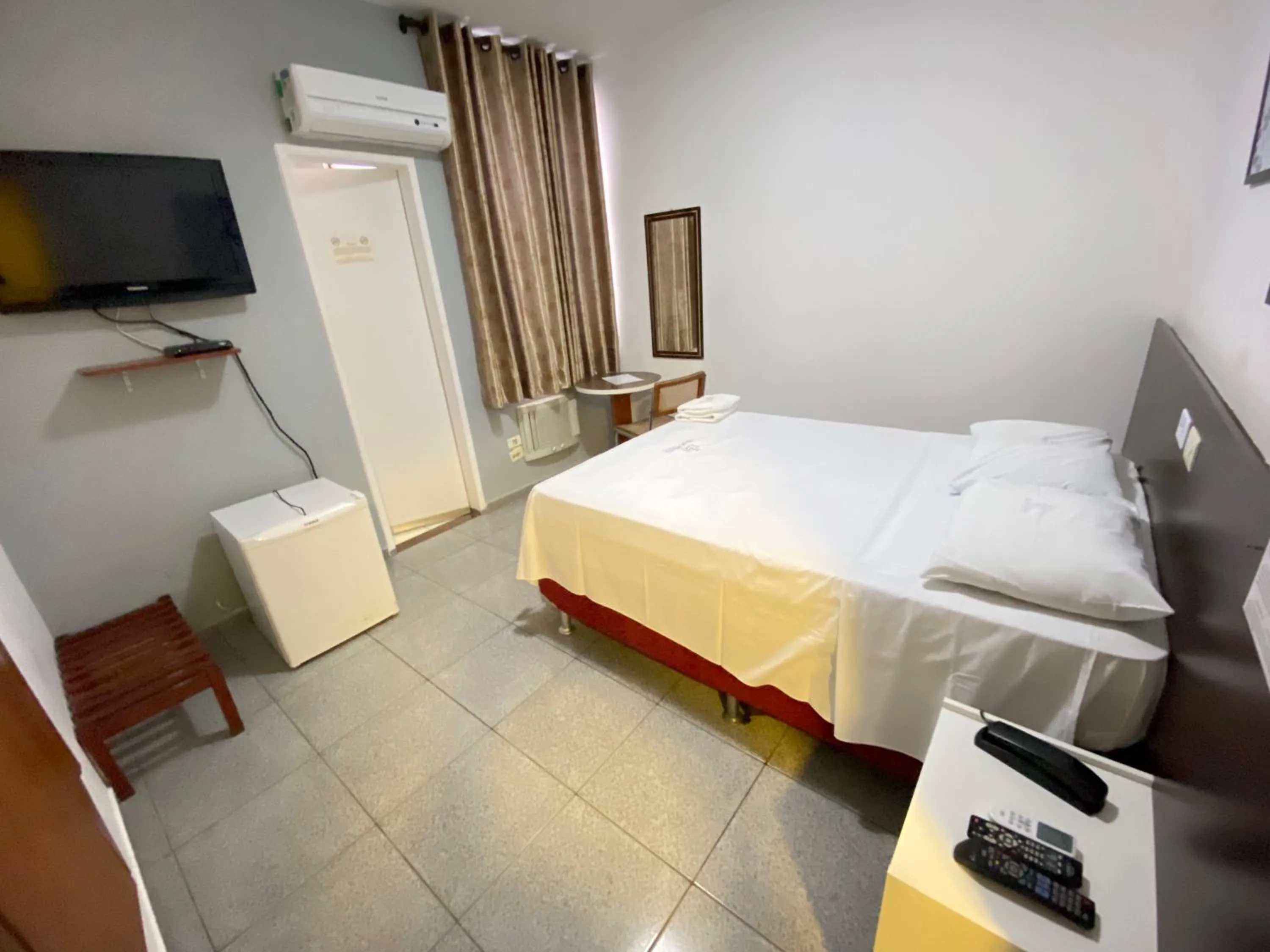 Bed in Aton Plaza Hotel