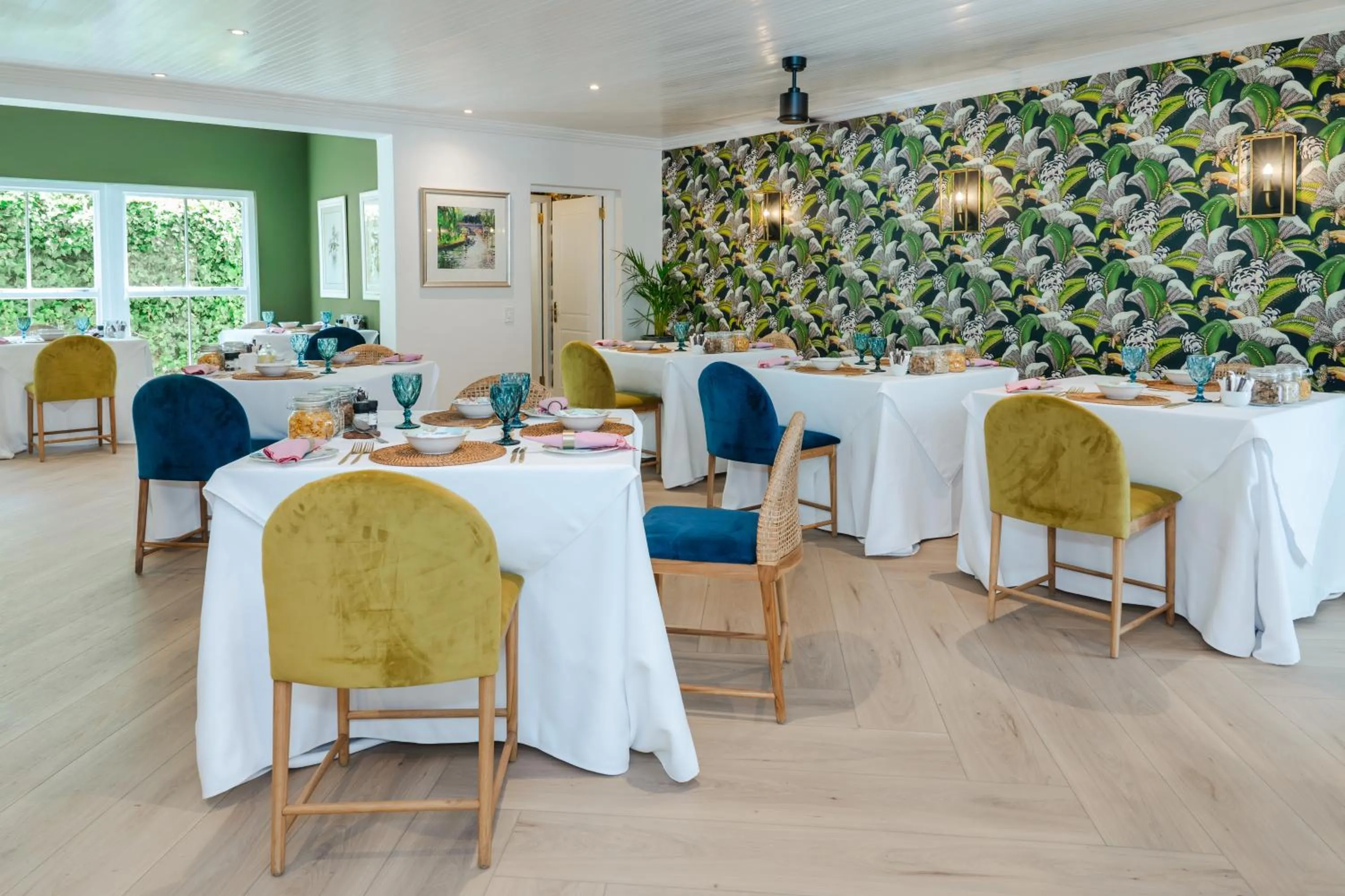 Dining area in Last Word Franschhoek