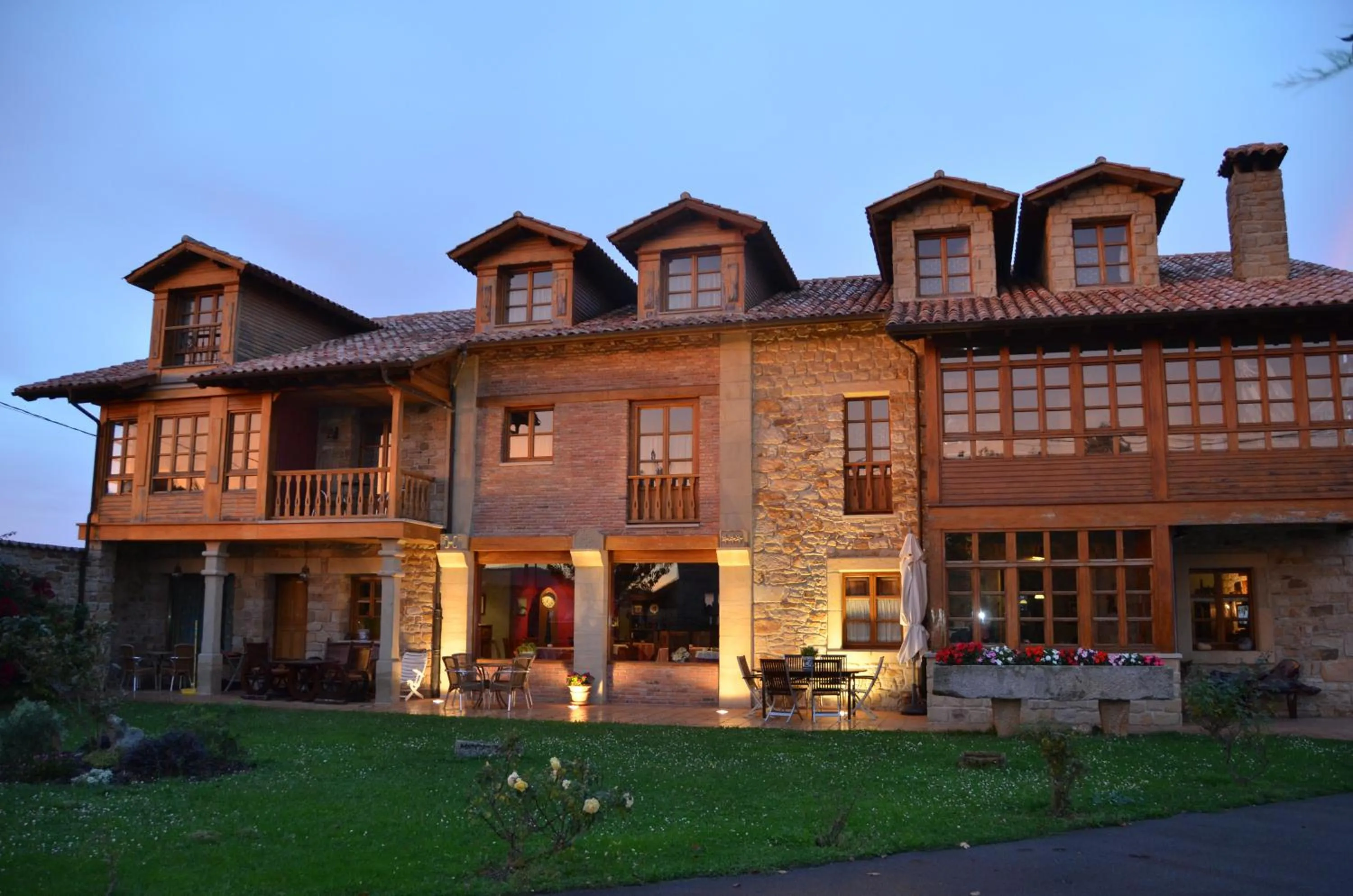 Property building in Hotel Casona De Tresali