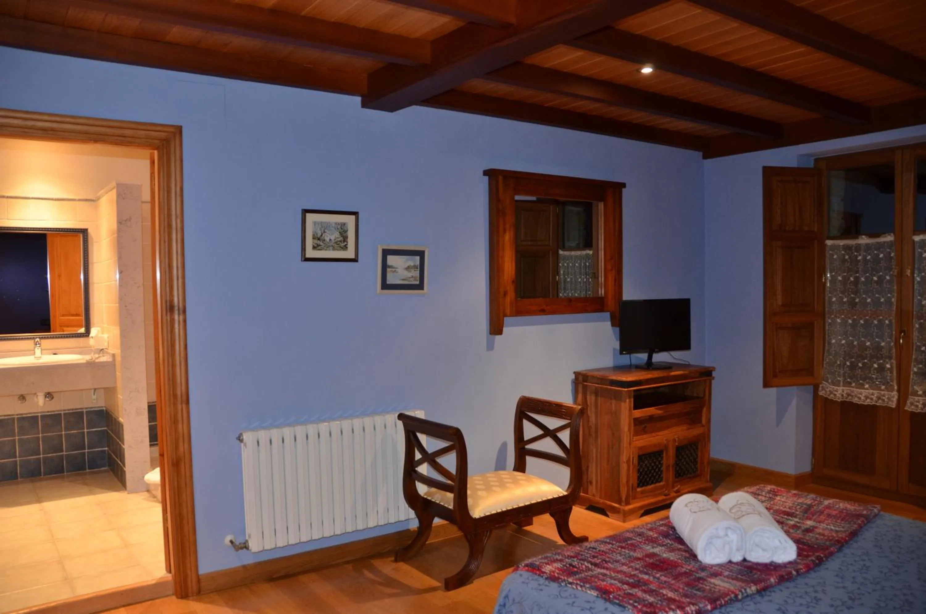 Decorative detail, Bed in Hotel Casona De Tresali