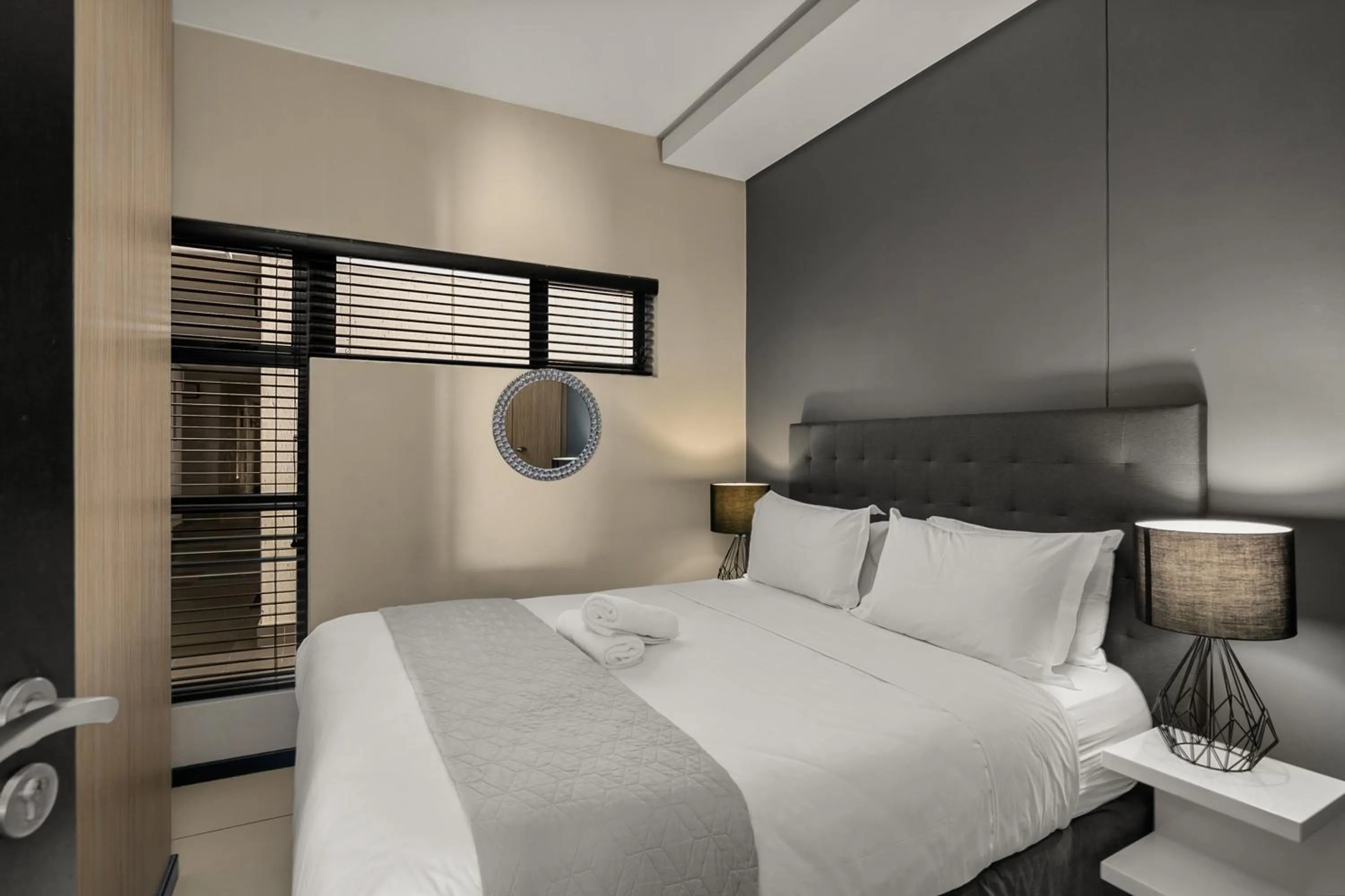 Bed in Easy Stay - The Vantage Rosebank