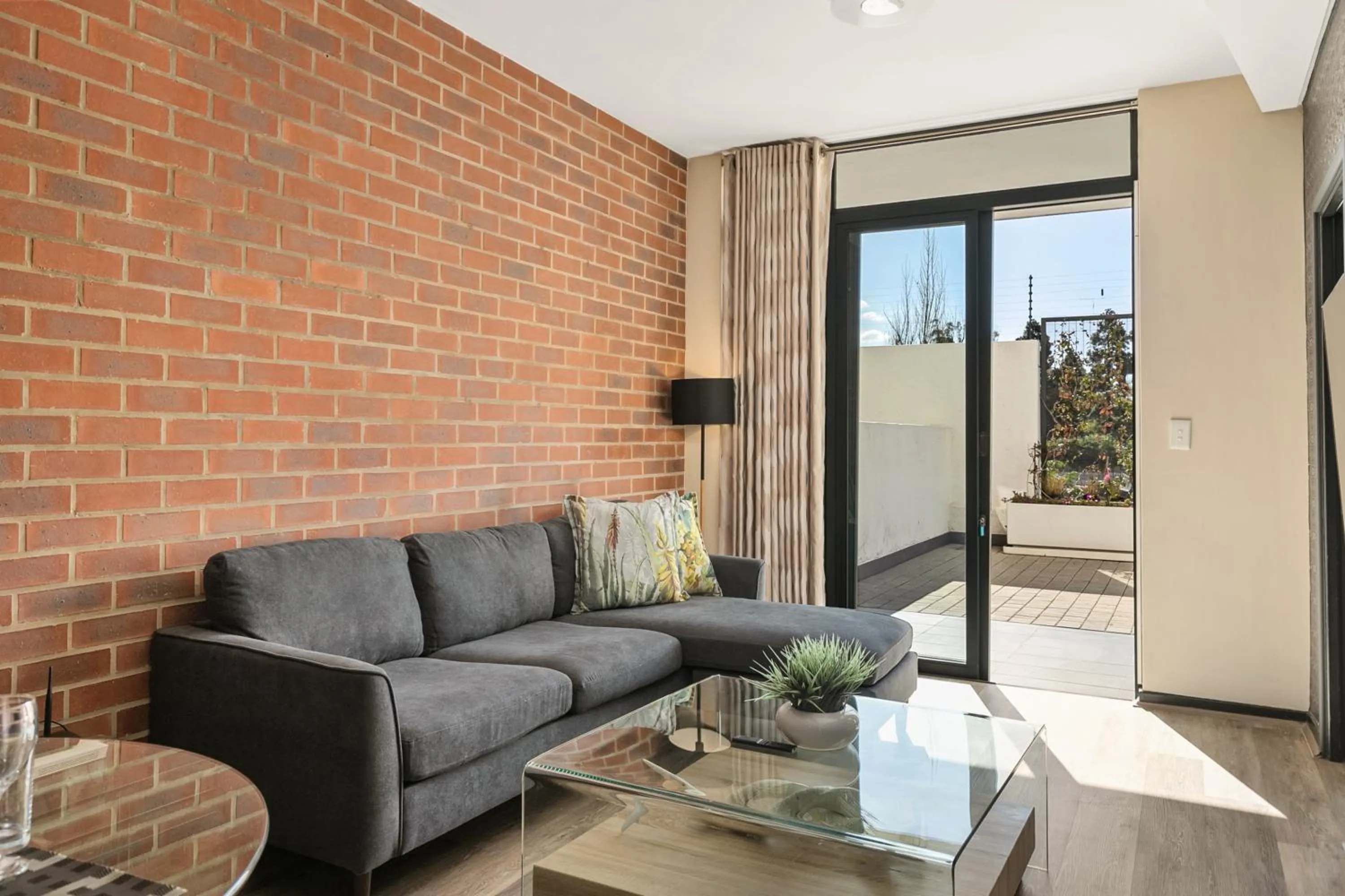 Patio in Easy Stay - The Vantage Rosebank