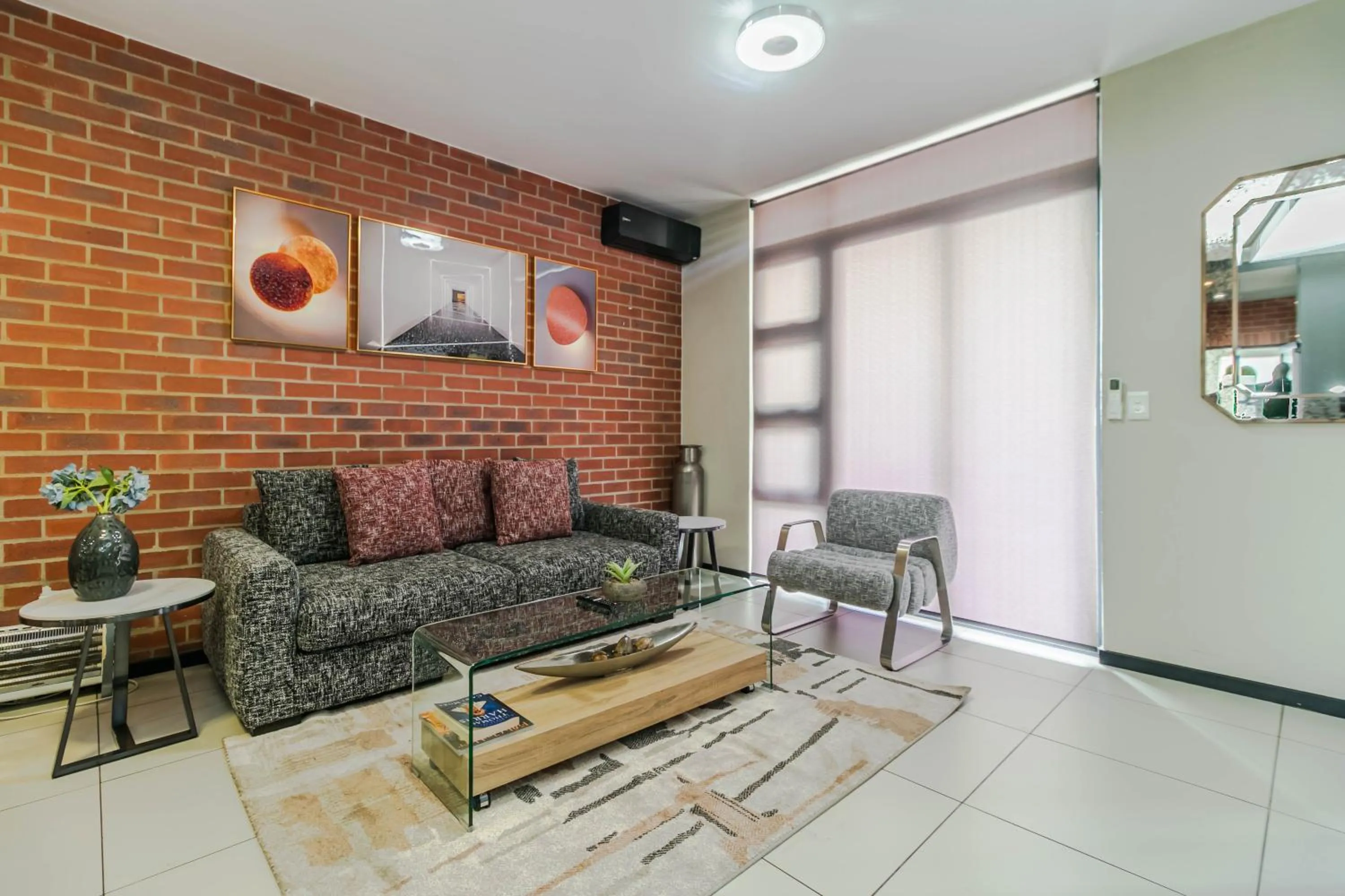 Living room in Easy Stay - The Vantage Rosebank