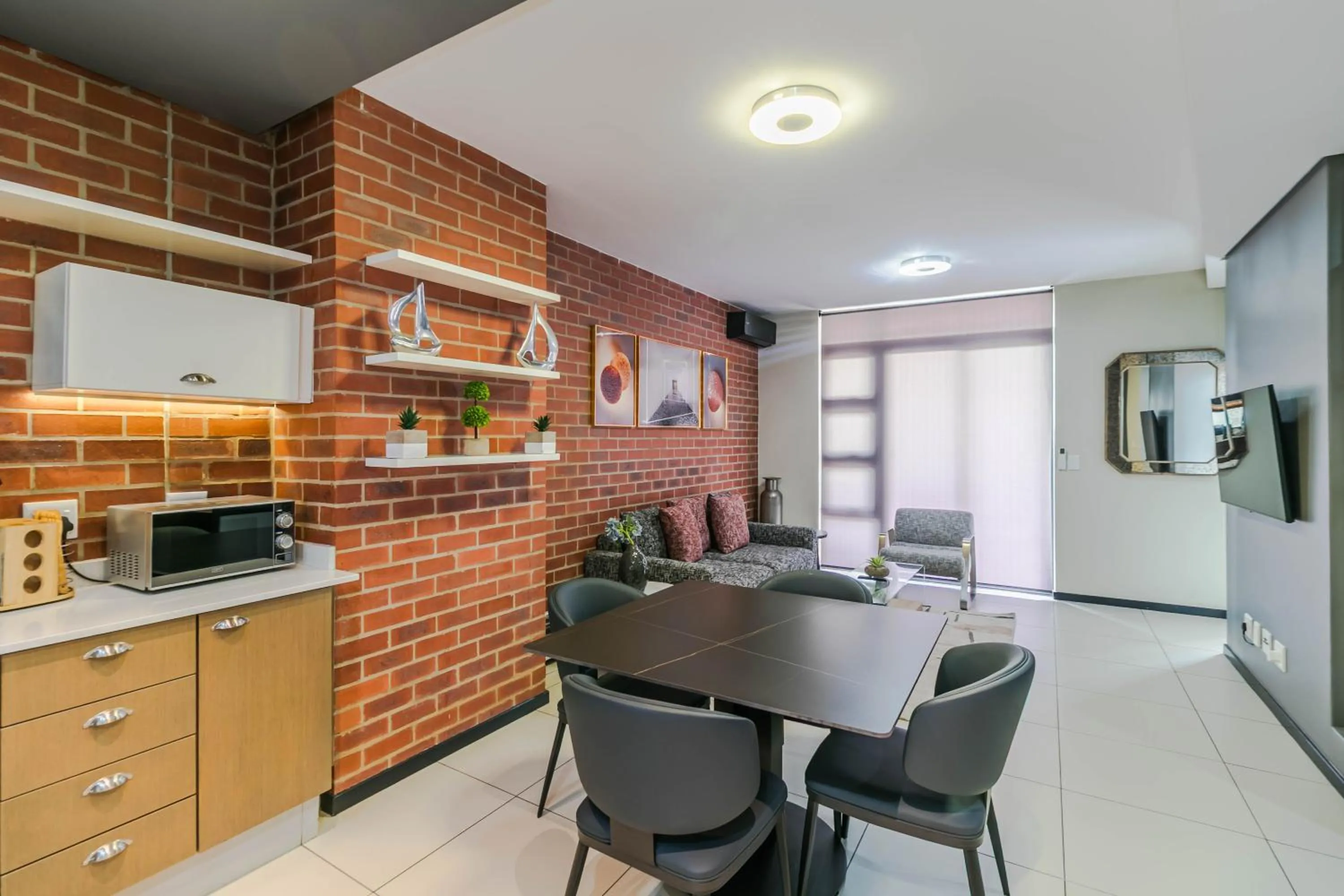 Kitchen or kitchenette in Easy Stay - The Vantage Rosebank
