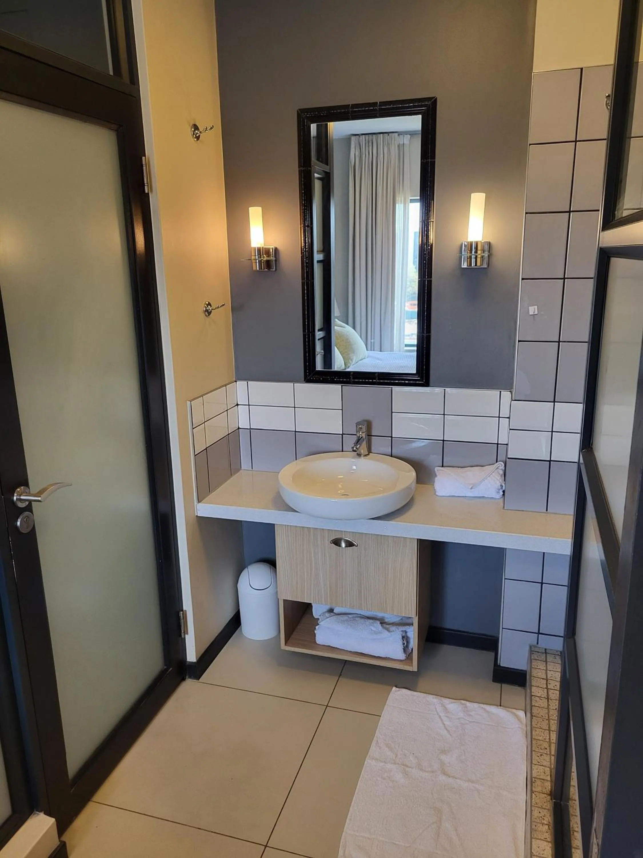 Shower in Easy Stay - The Vantage Rosebank