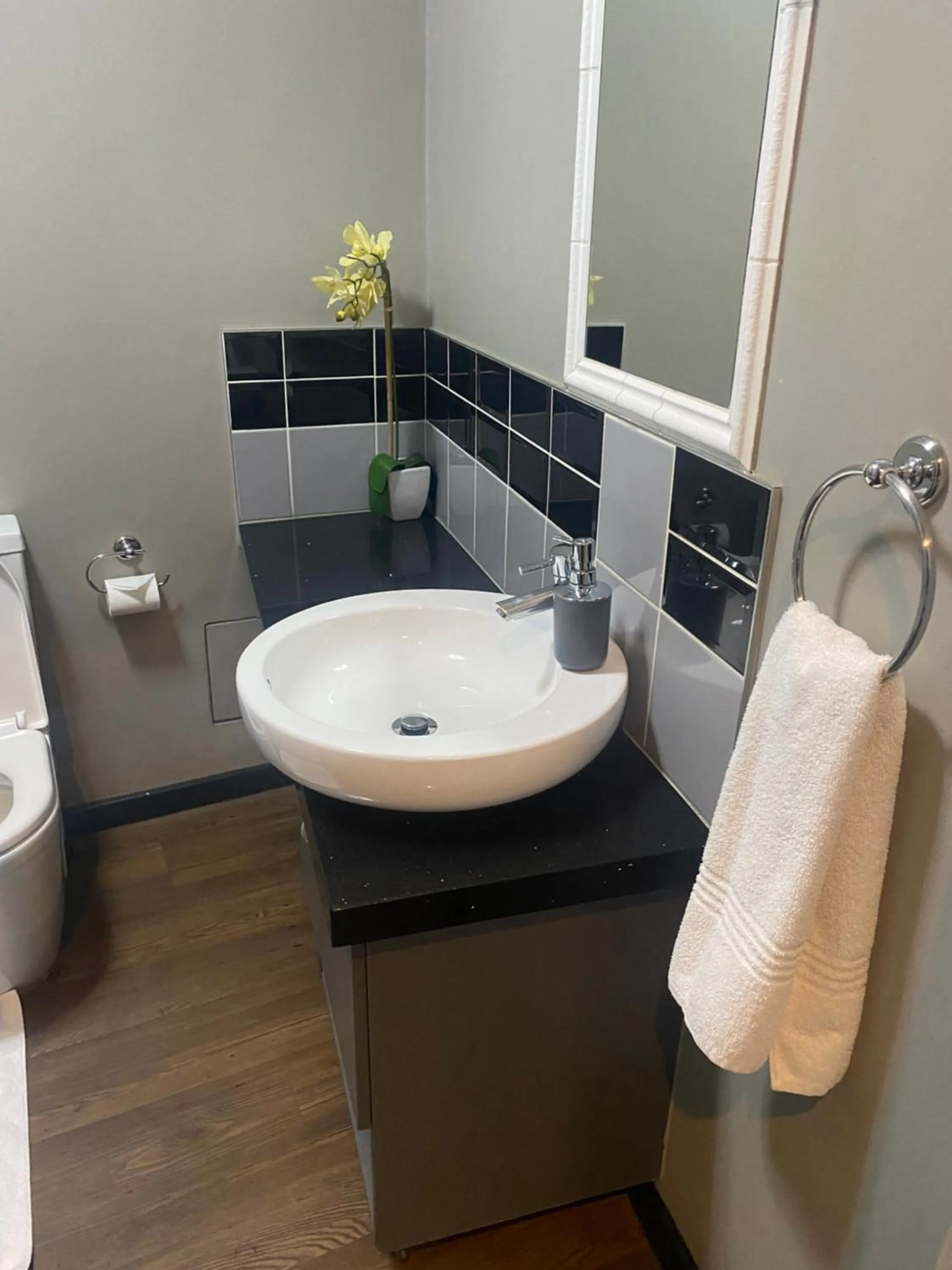 Toilet in Easy Stay - The Vantage Rosebank