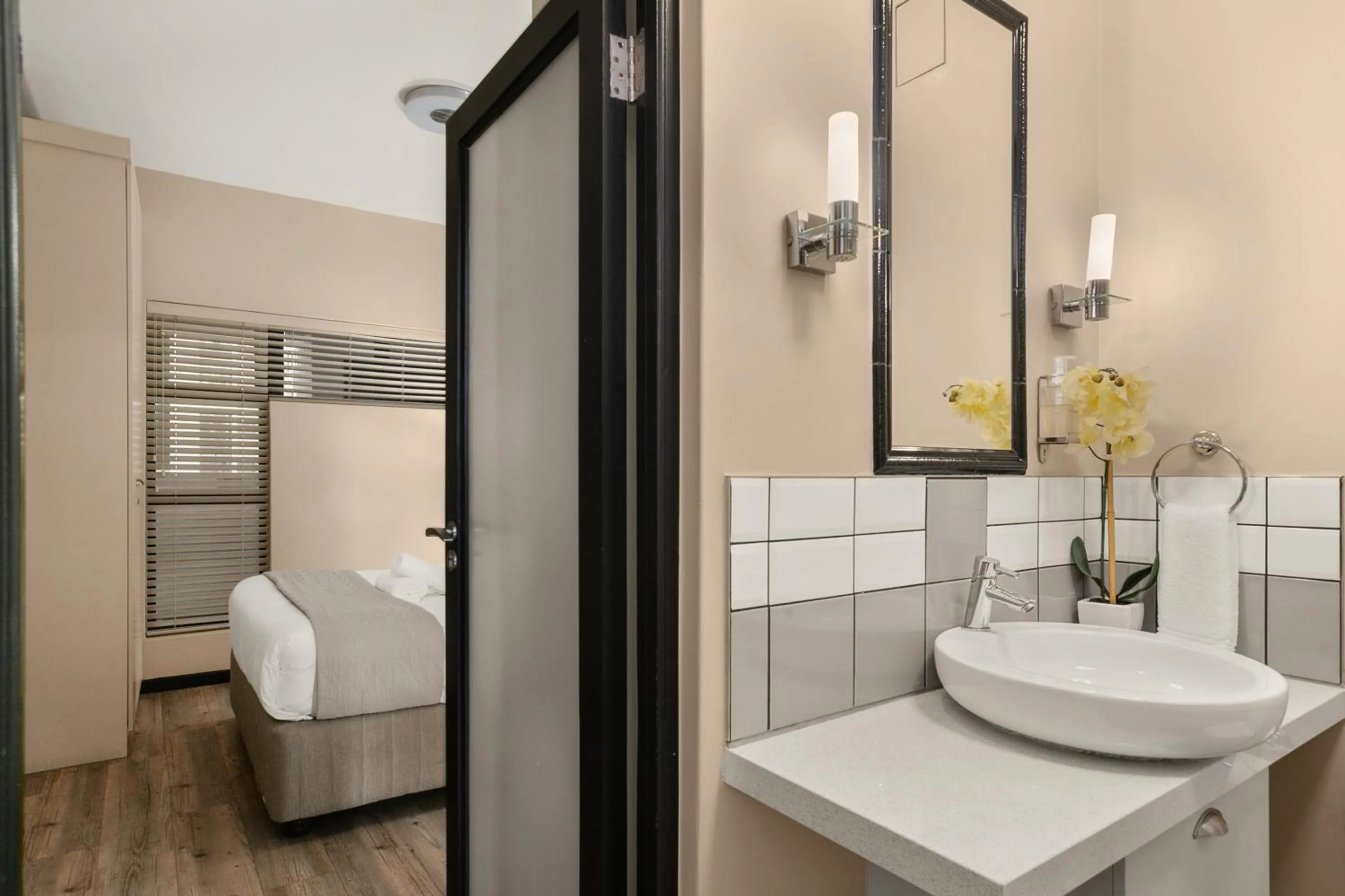 Toilet in Easy Stay - The Vantage Rosebank
