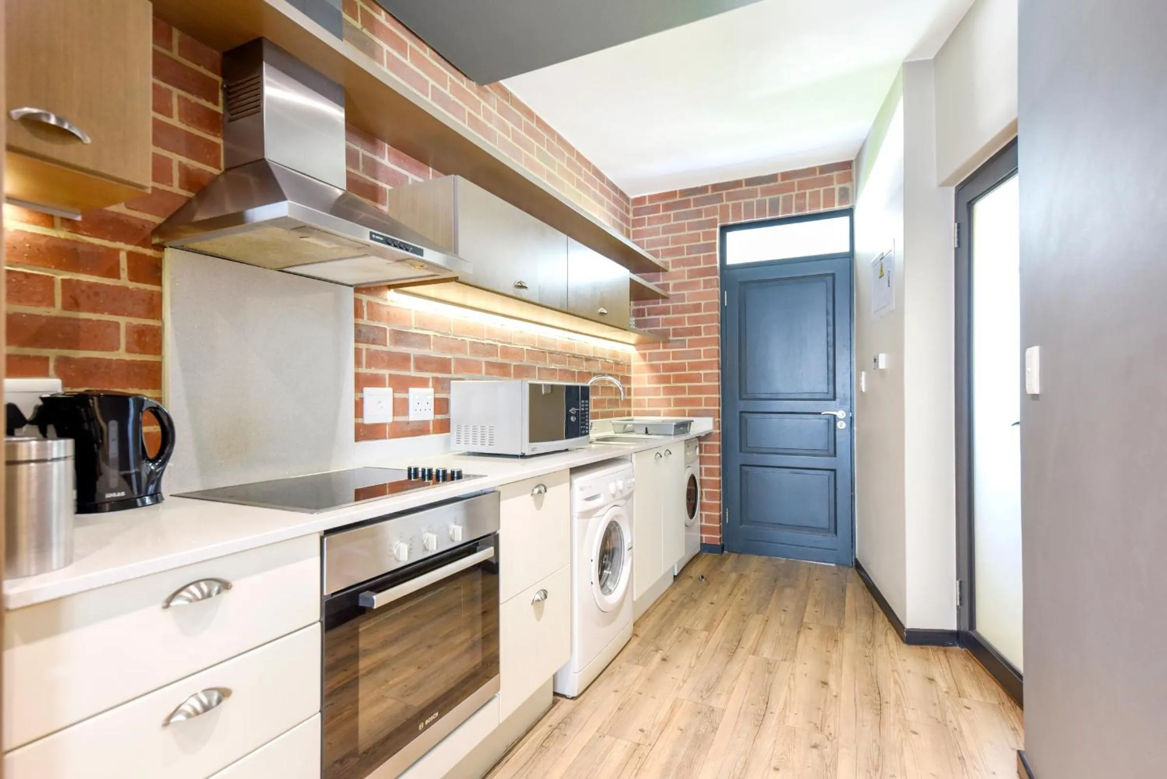 Kitchen or kitchenette in Easy Stay - The Vantage Rosebank