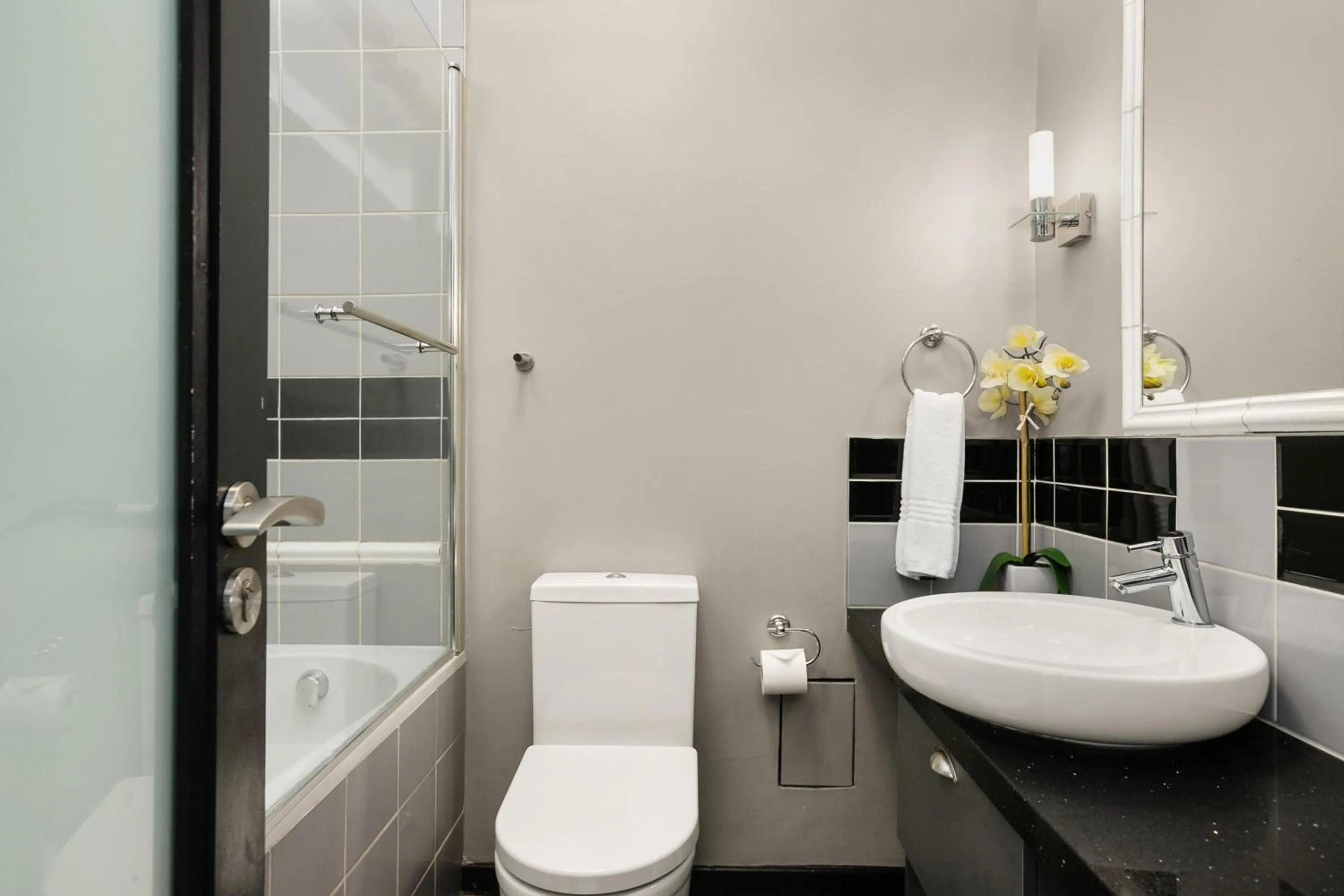 Shower in Easy Stay - The Vantage Rosebank