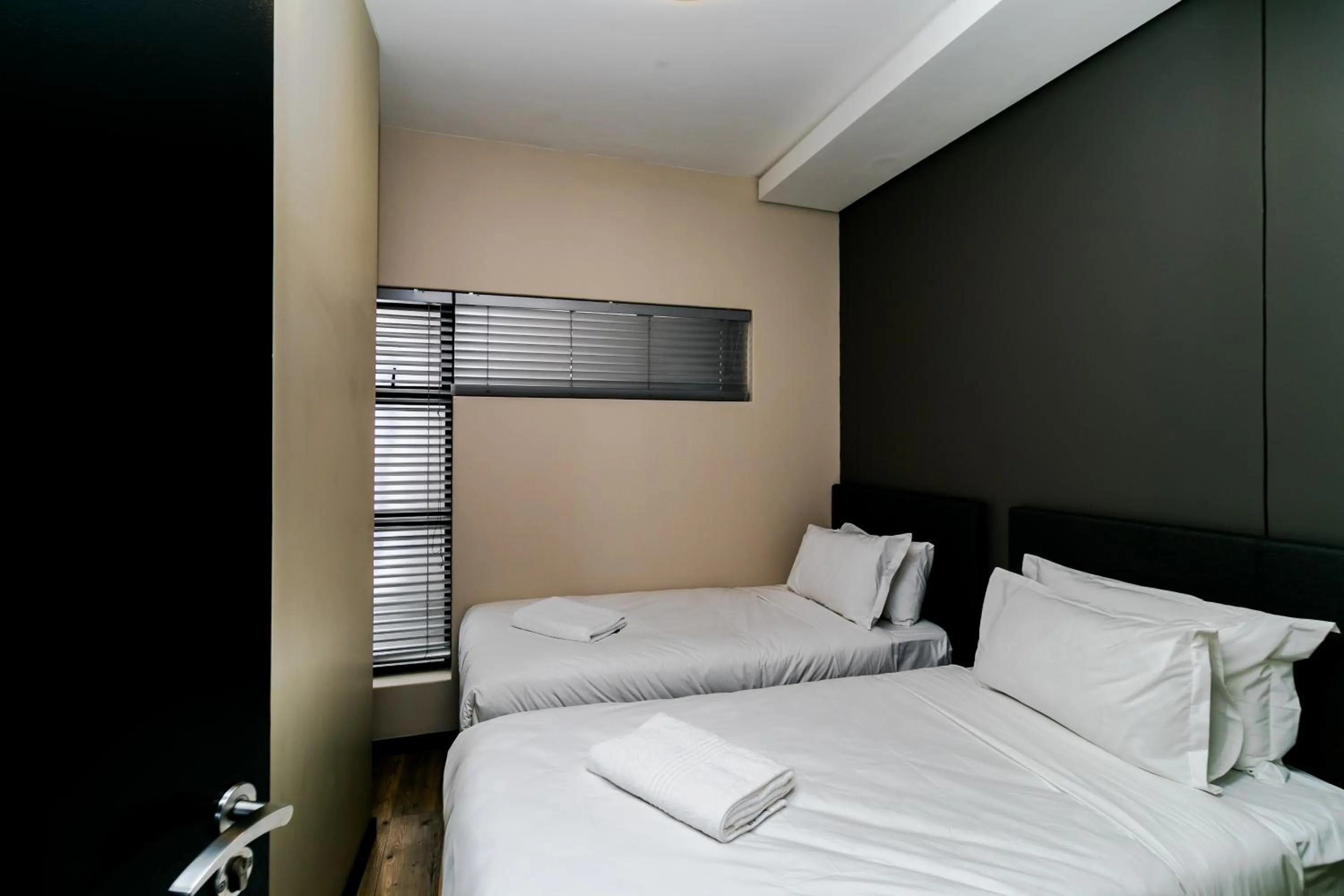 Bed in Easy Stay - The Vantage Rosebank