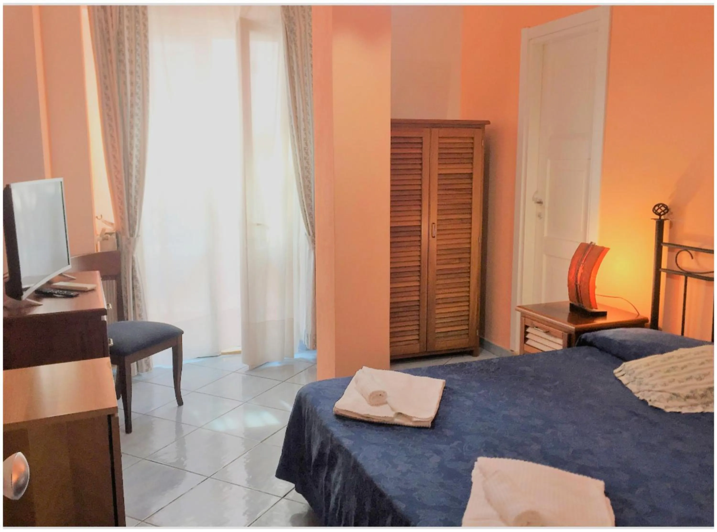 Bed in Hotel Ortensia