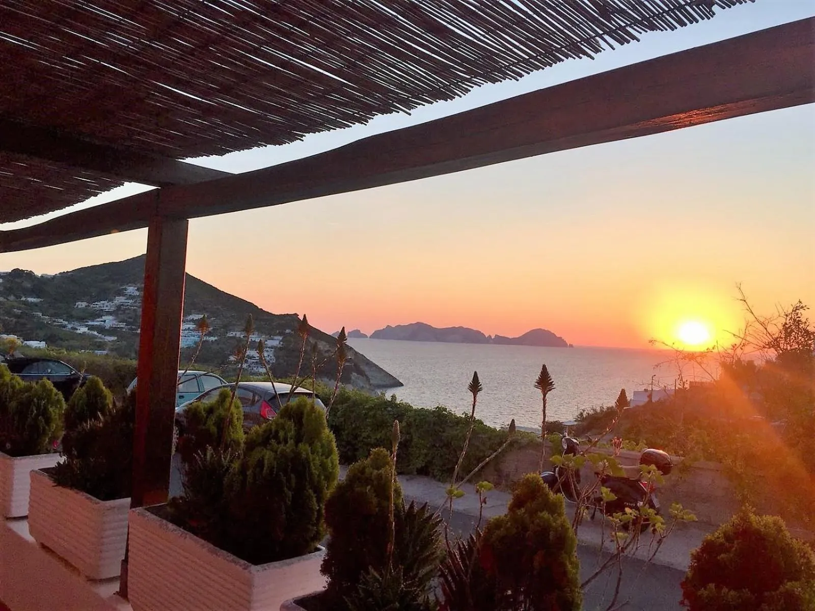 Restaurant/places to eat in Hotel Ortensia