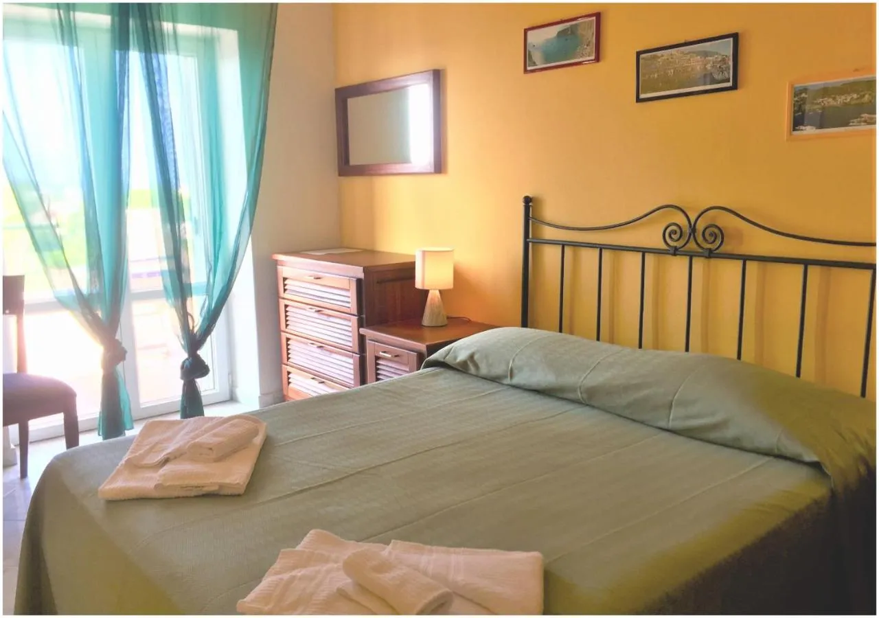 Bed in Hotel Ortensia