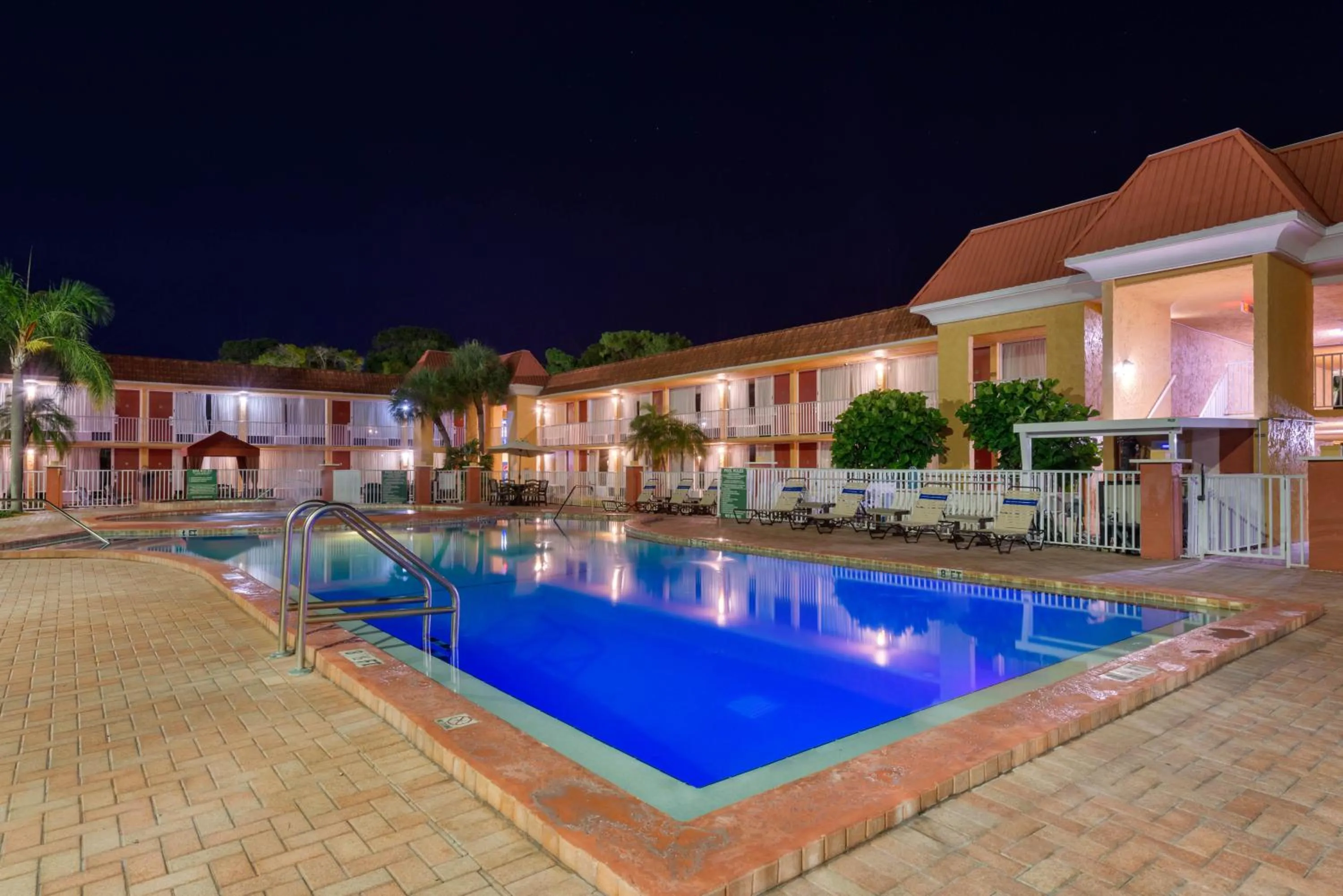 Property building in Quality Inn & Suites Conference Center