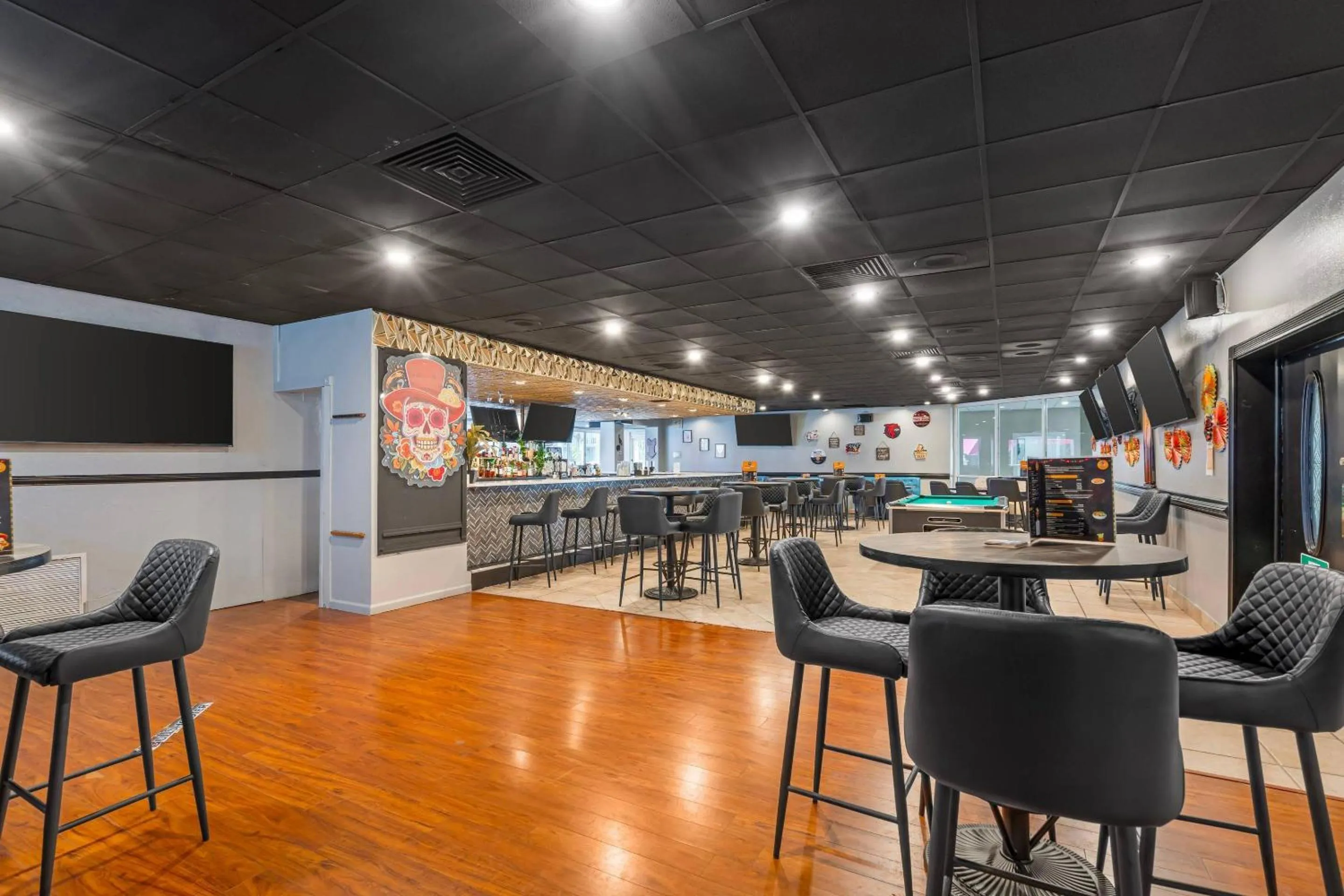 Restaurant/places to eat in Quality Inn & Suites Conference Center