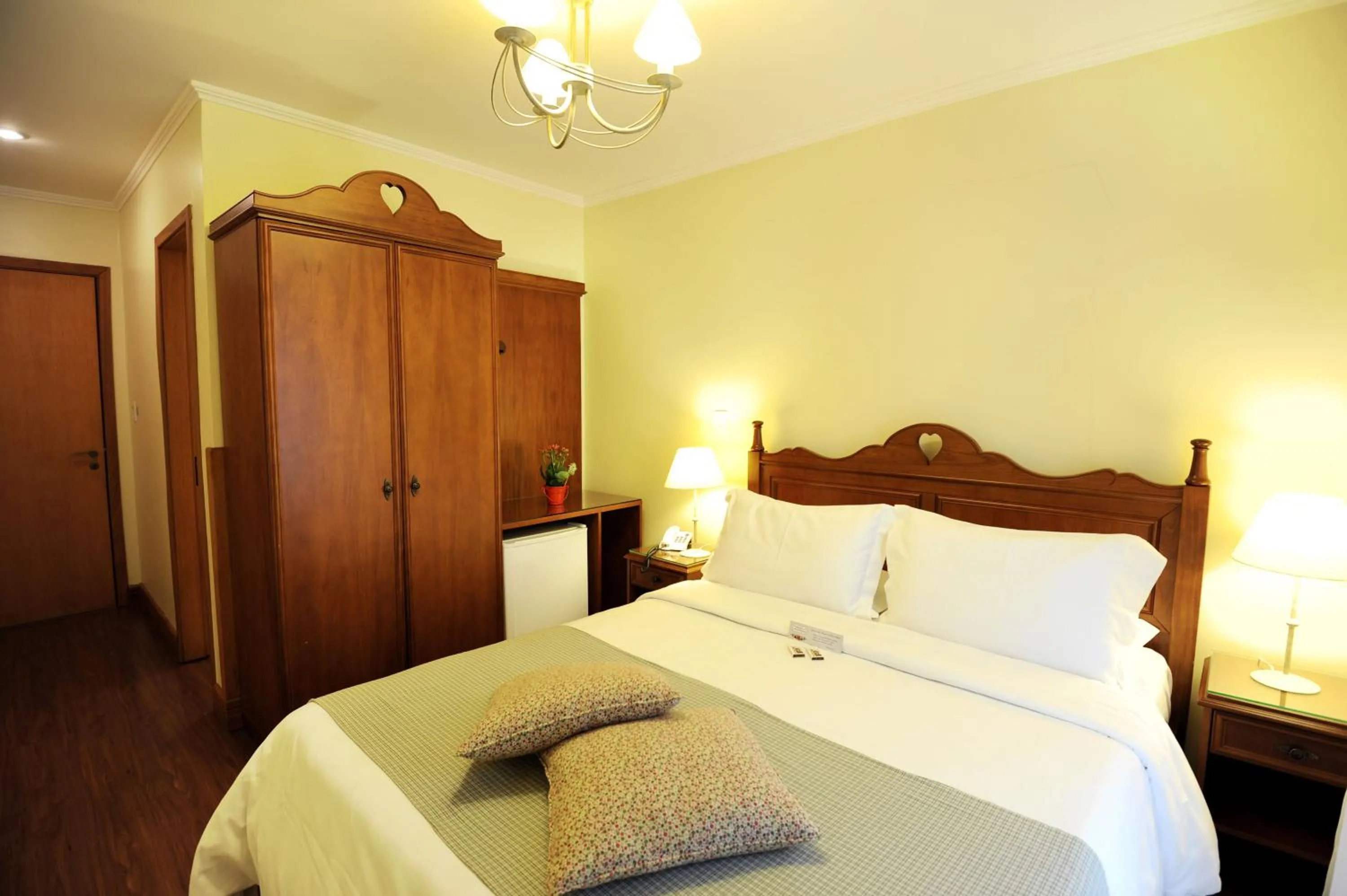 Photo of the whole room, Bed in Hotel das Hortênsias