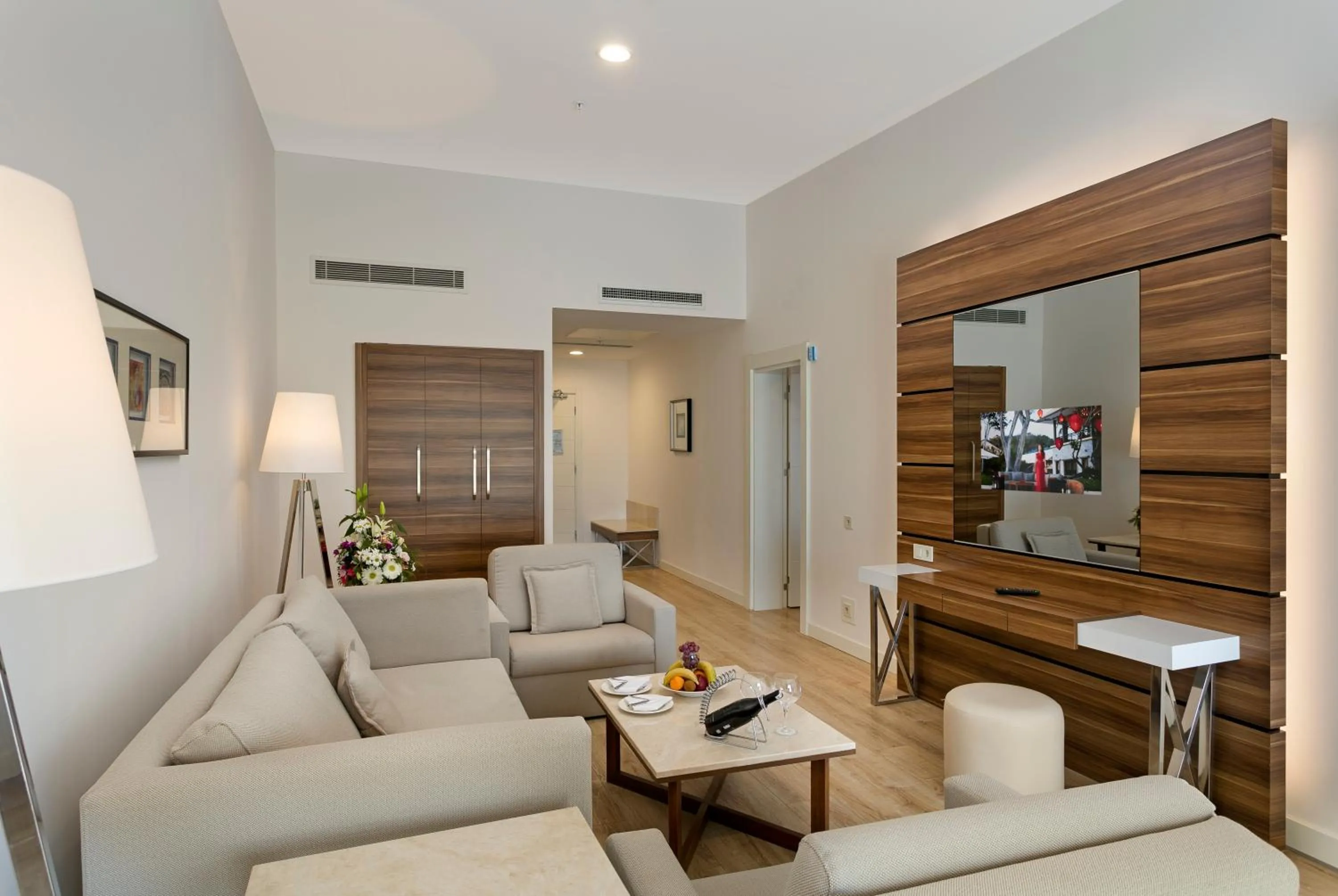 TV and multimedia in Limak Atlantis Deluxe Hotel Belek