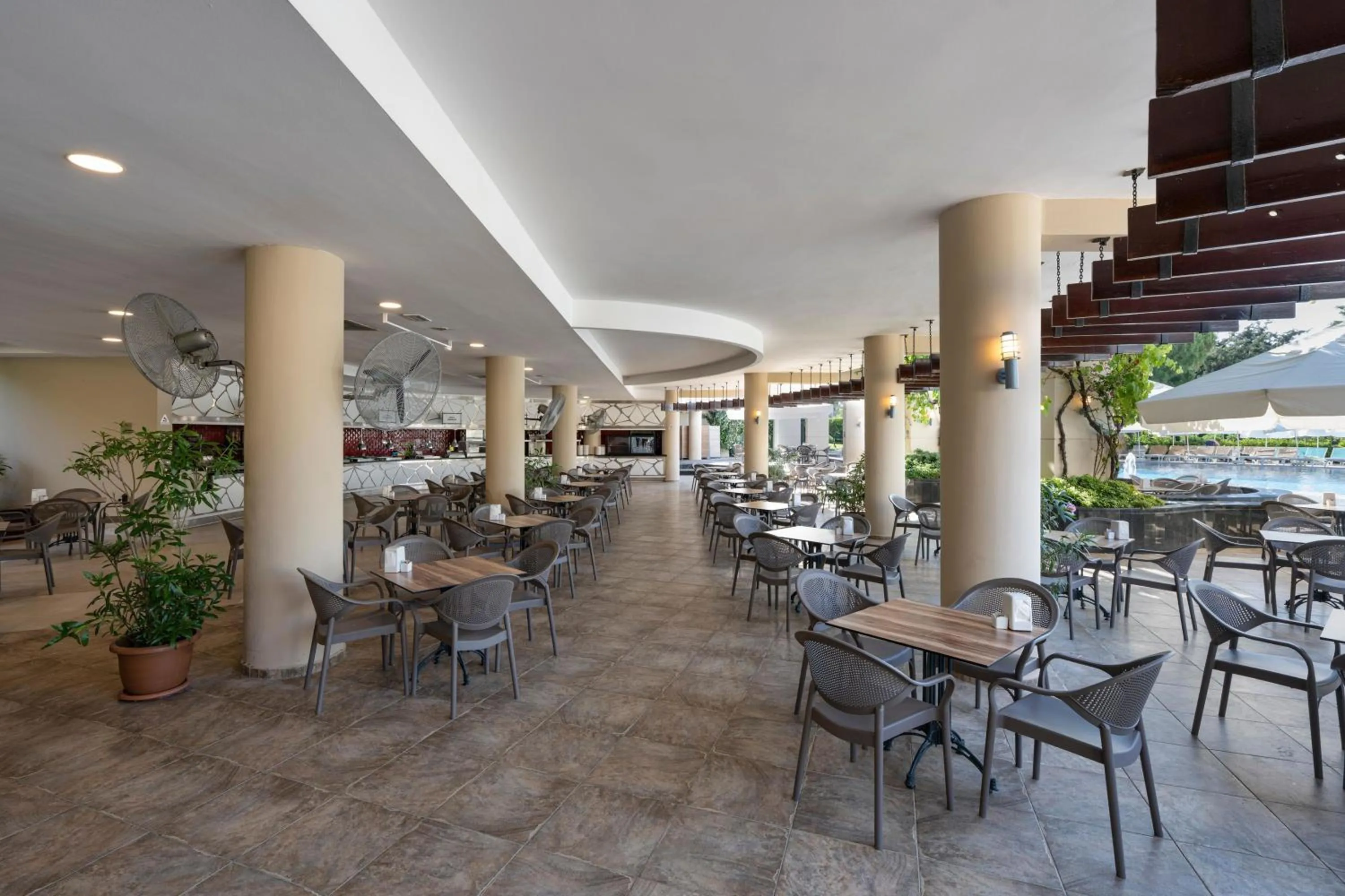 Restaurant/places to eat in Limak Atlantis Deluxe Hotel Belek