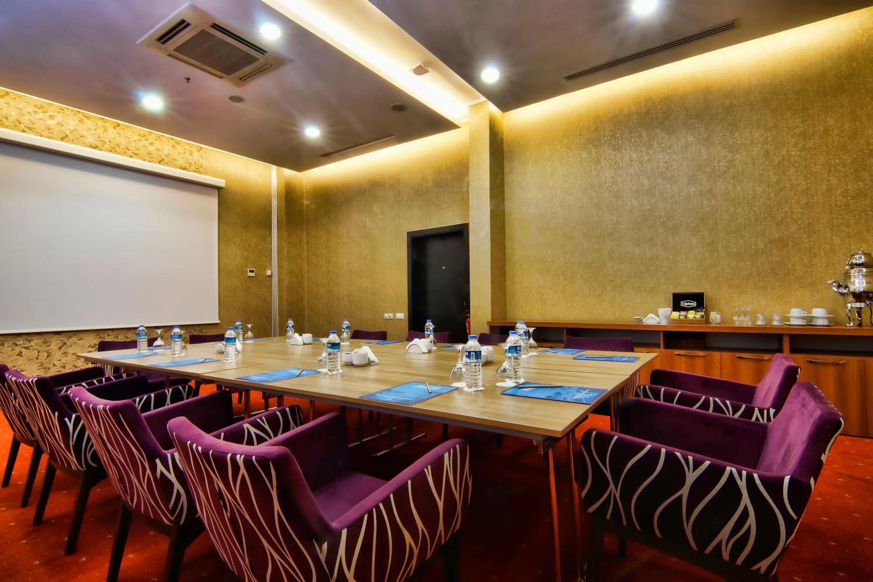 Business facilities in Limak Atlantis Deluxe Hotel Belek