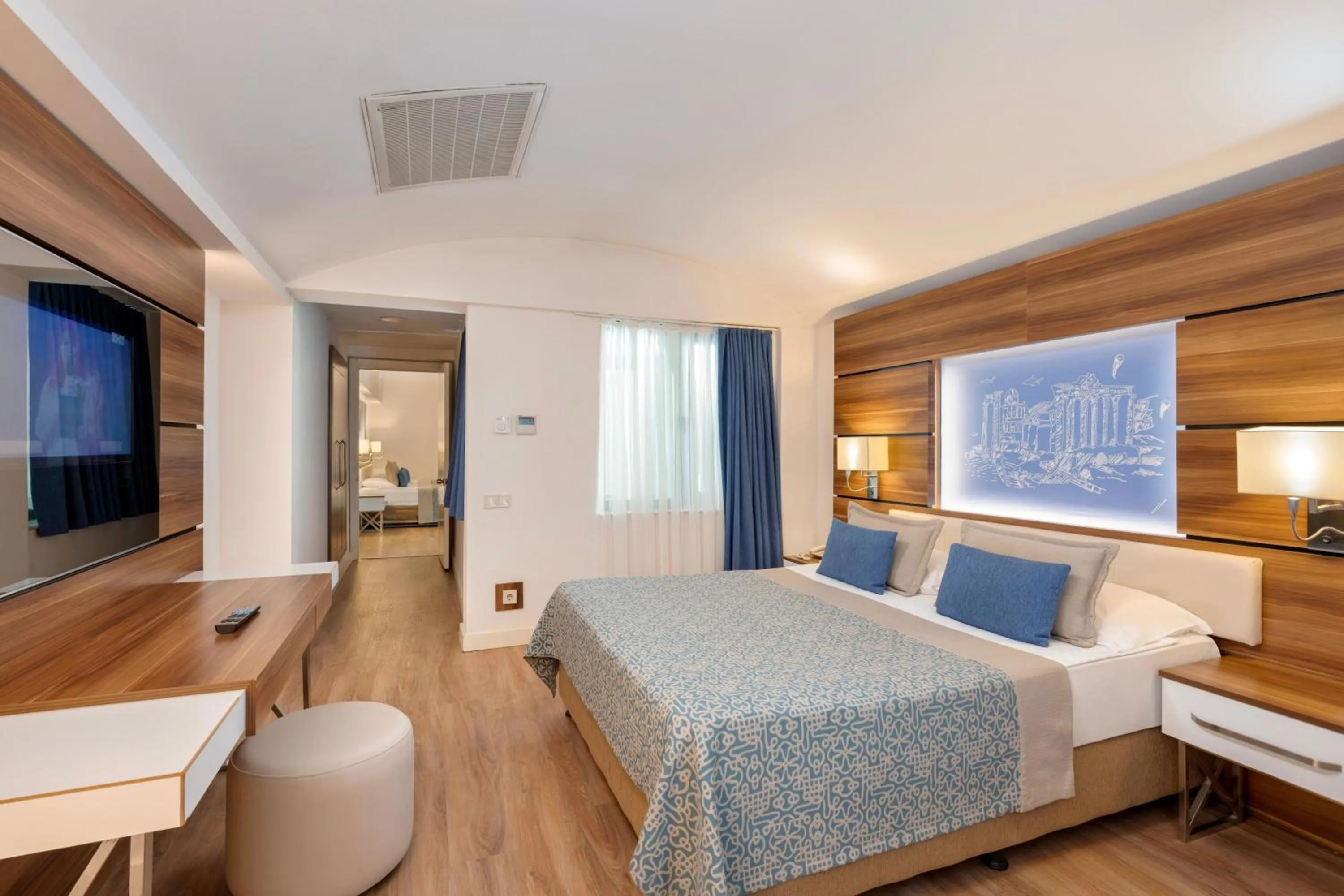 Bed in Limak Atlantis Deluxe Hotel Belek