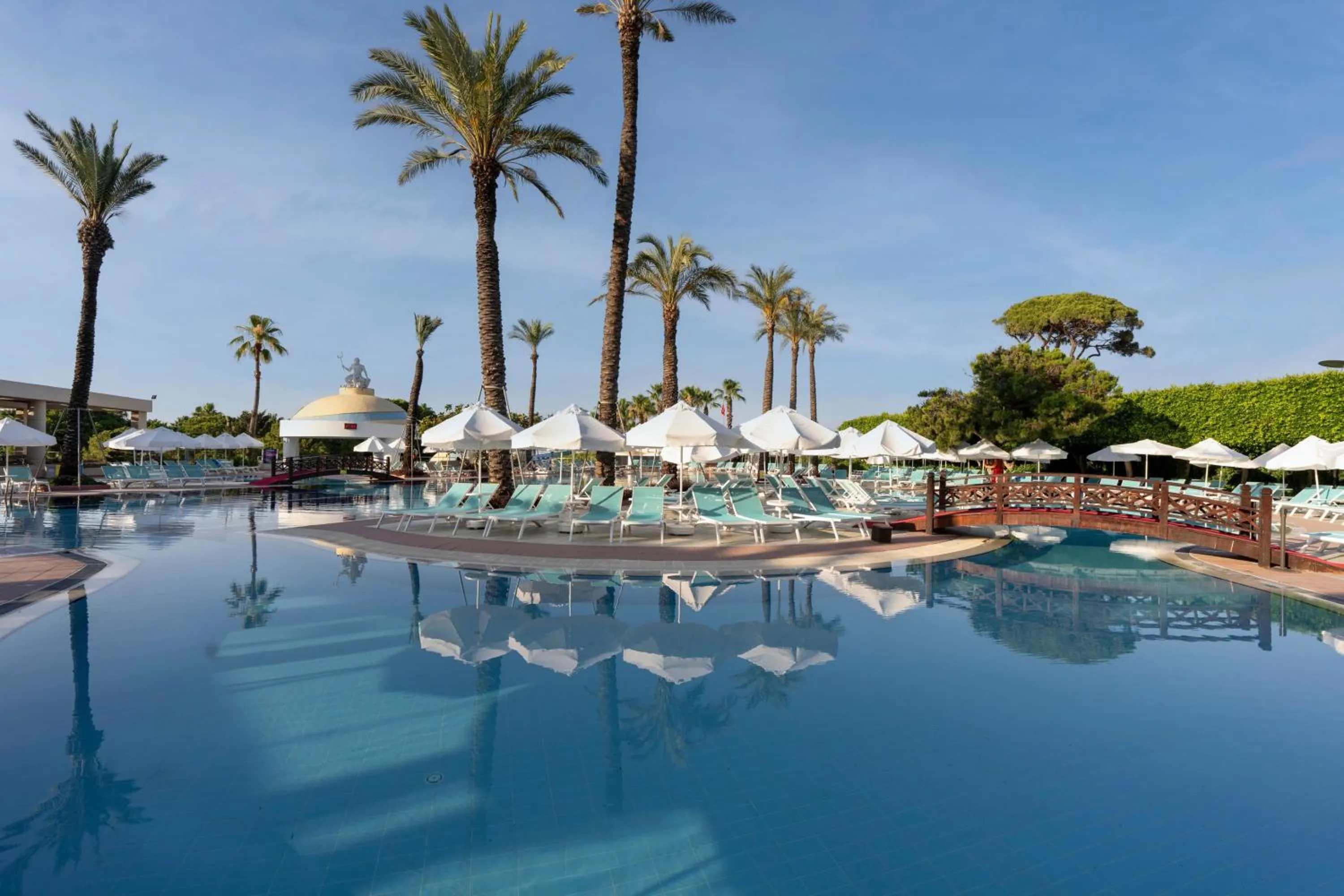 Day in Limak Atlantis Deluxe Hotel Belek