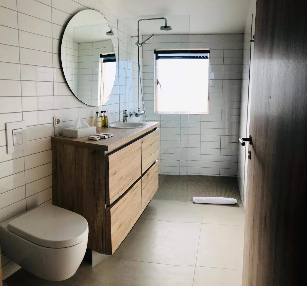 Kerbyggd: Luxury house and cottage in golden circle