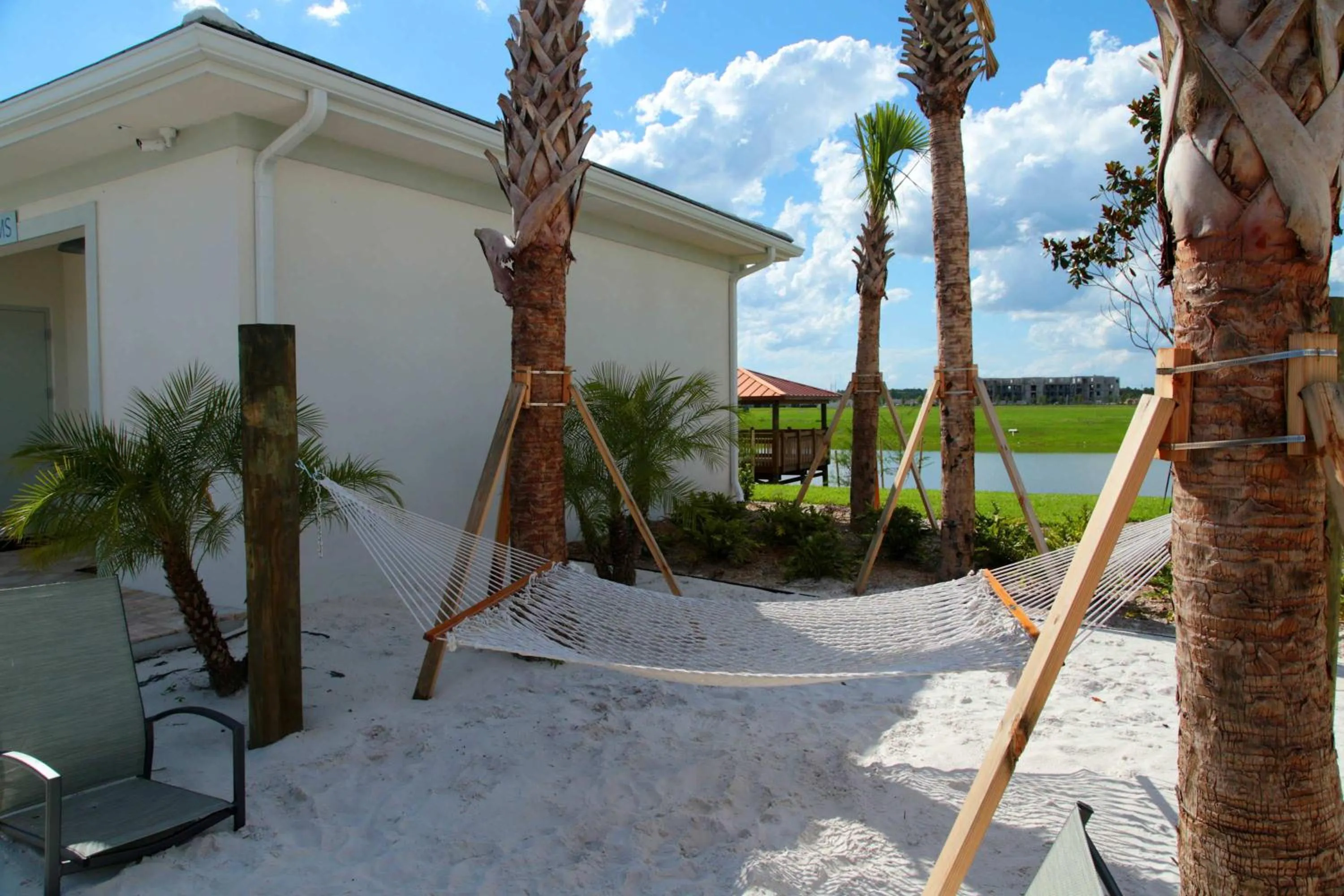 Family Friendly Four Bedrooms w/ Pool 4896