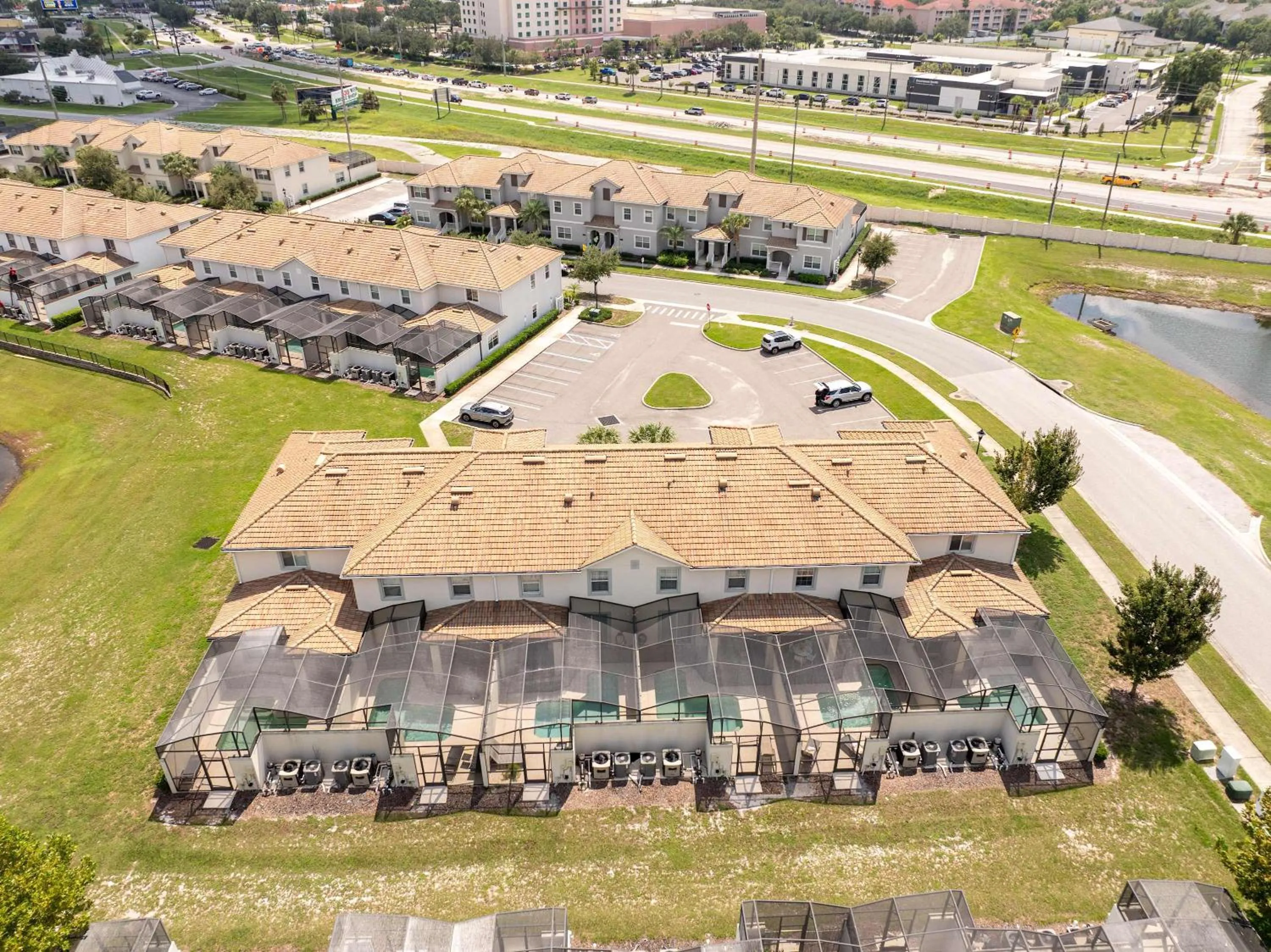 Family Friendly Four Bedrooms w/ Pool 4896