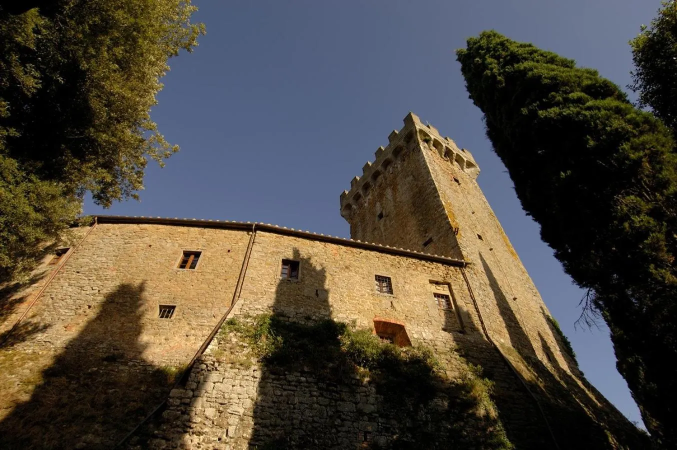 Property building in Castello Di Gargonza