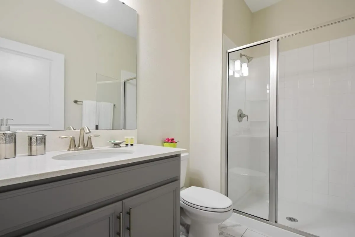 Four Bedrooms close to Disney w Pool 4898