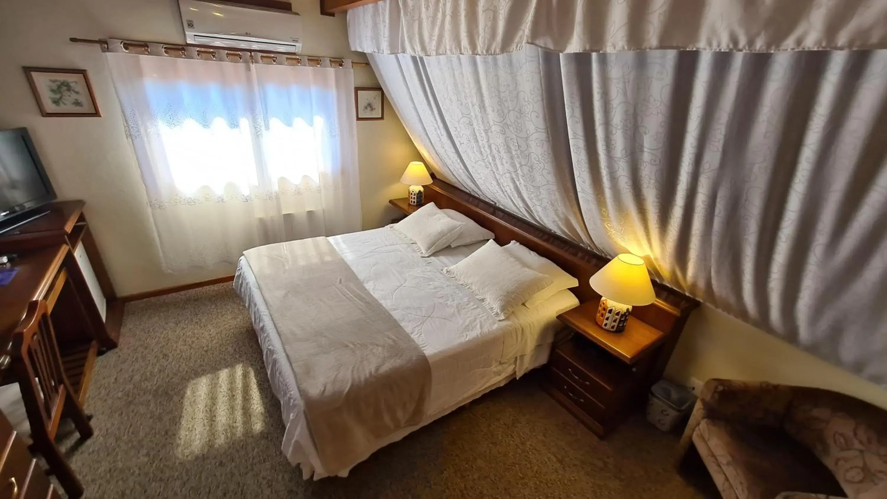 King Room in Hotel Azaleia King Room in Hotel Azaleia