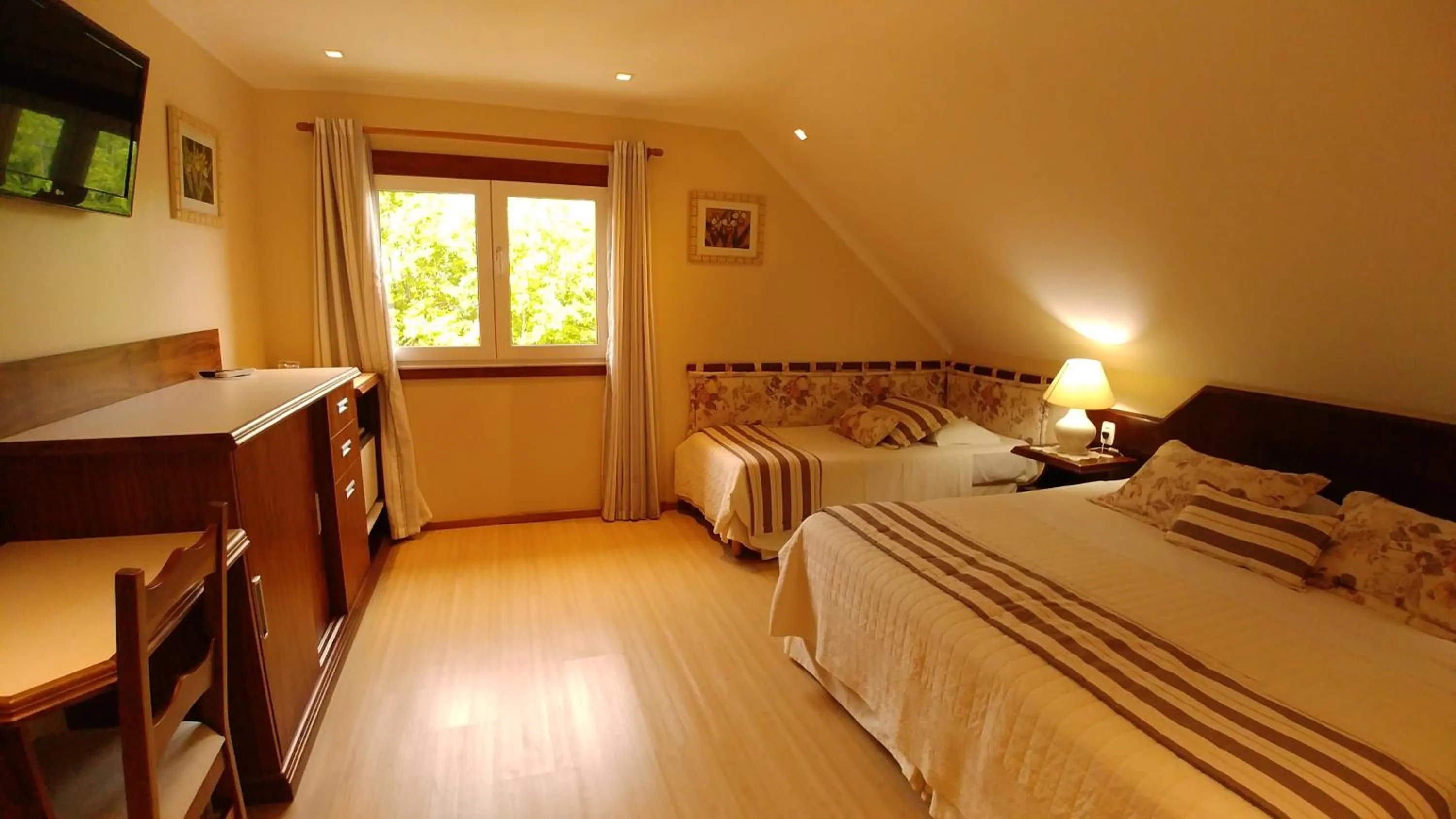 Bed in Hotel Azaleia