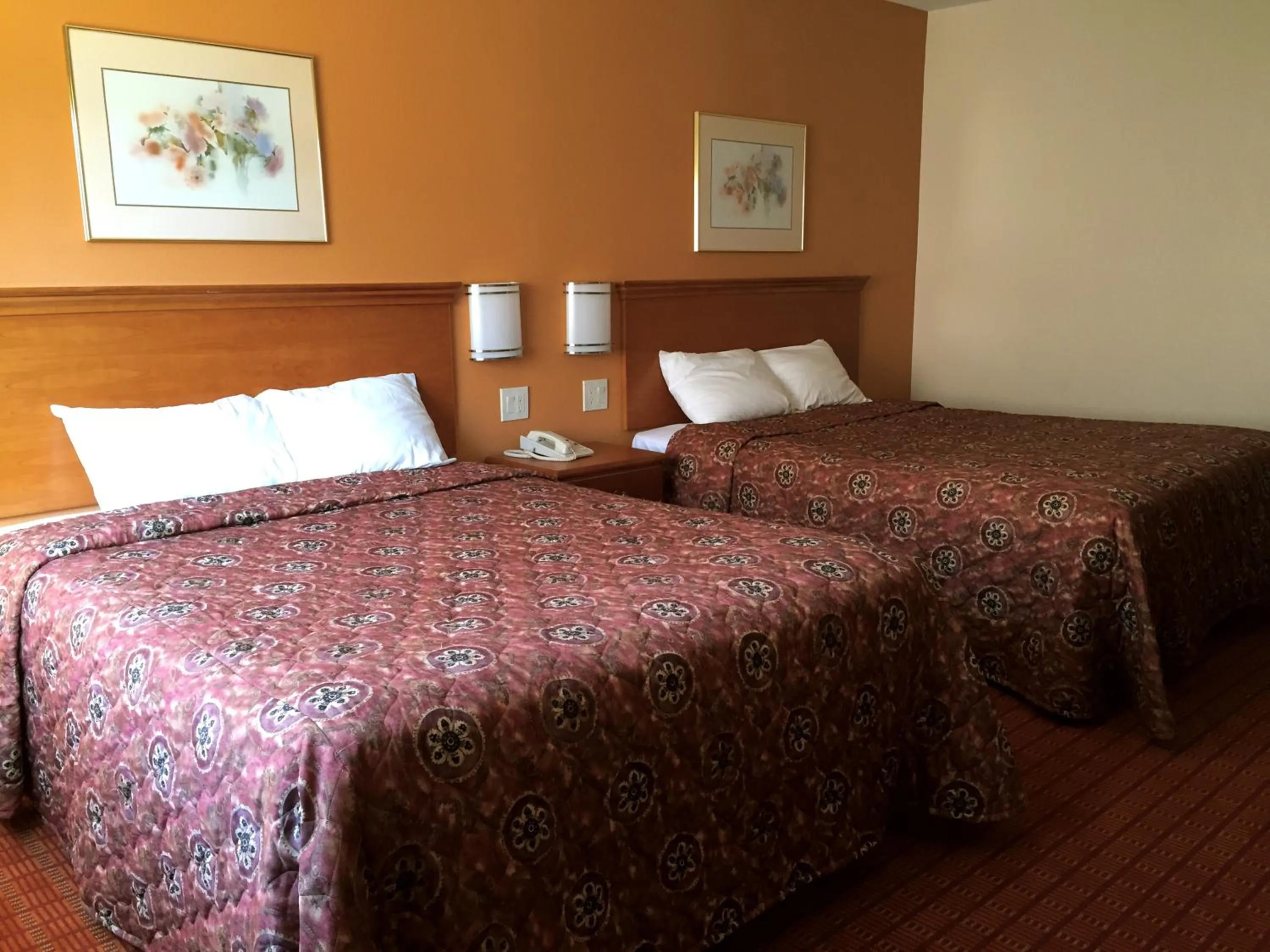 Bedroom, Bed in Harvey's Motel SDSU La Mesa San Diego