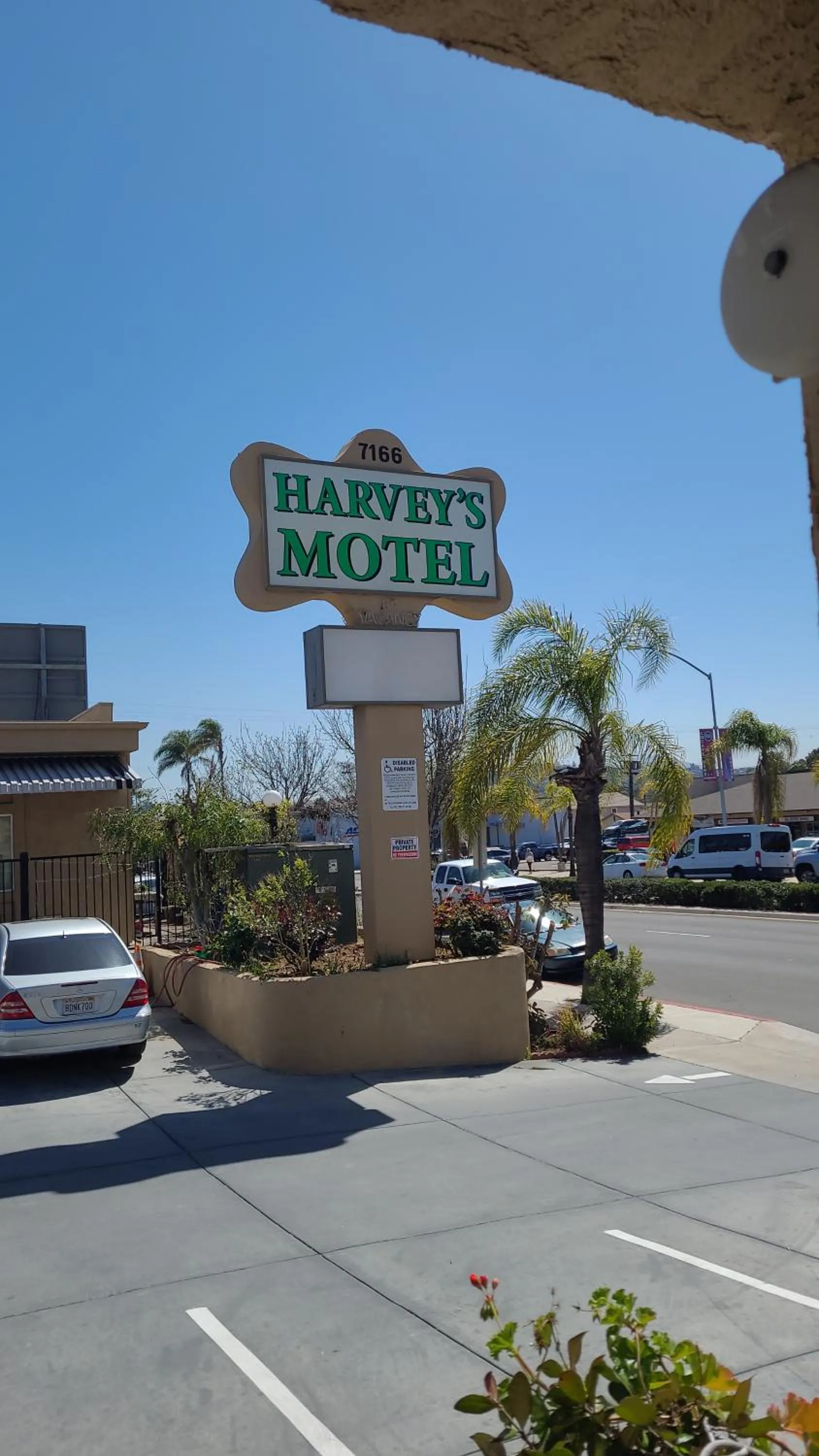 Property logo or sign in Harvey's Motel SDSU La Mesa San Diego