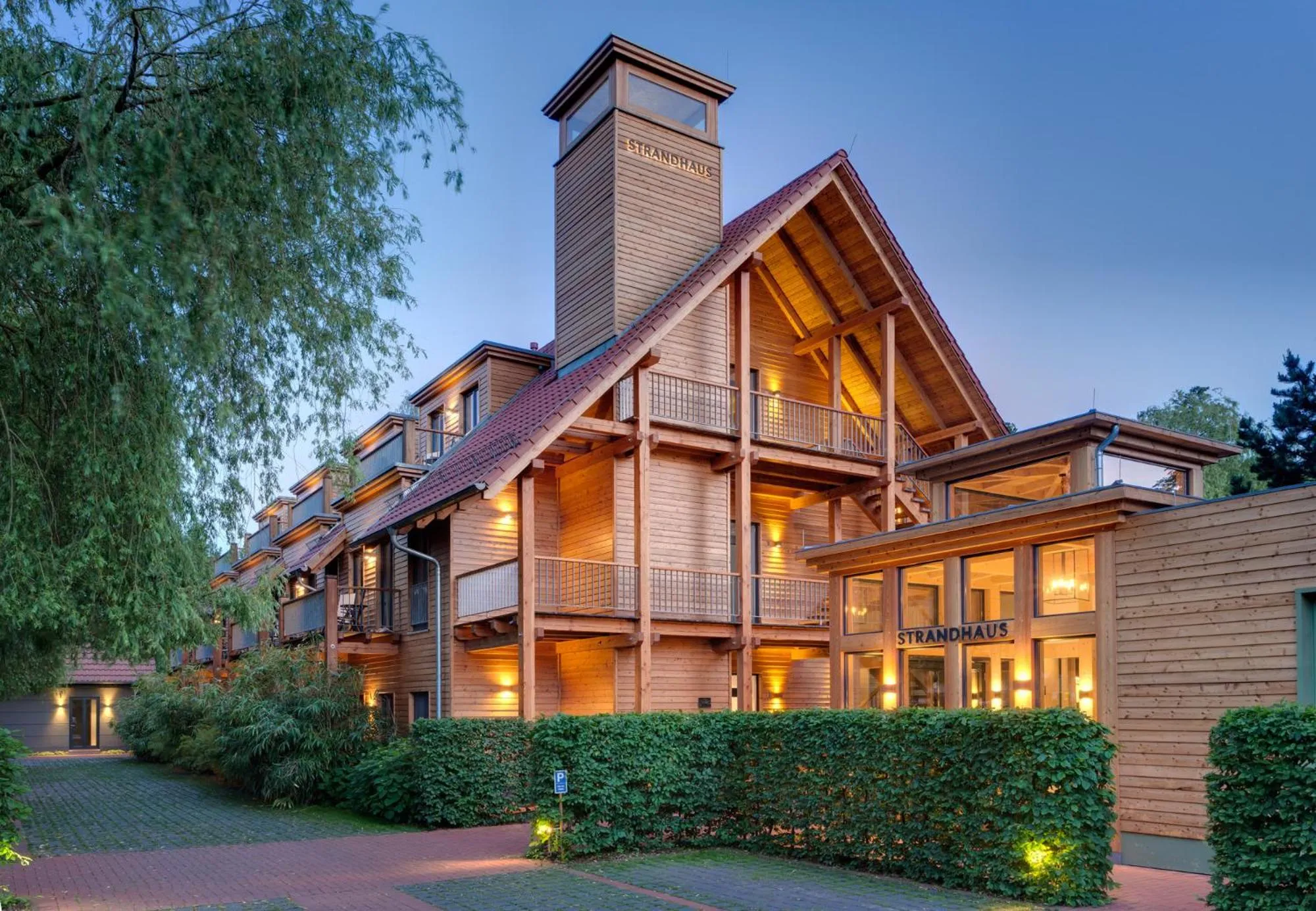 Facade/entrance in Hotel Strandhaus - Boutique Resort & Spa