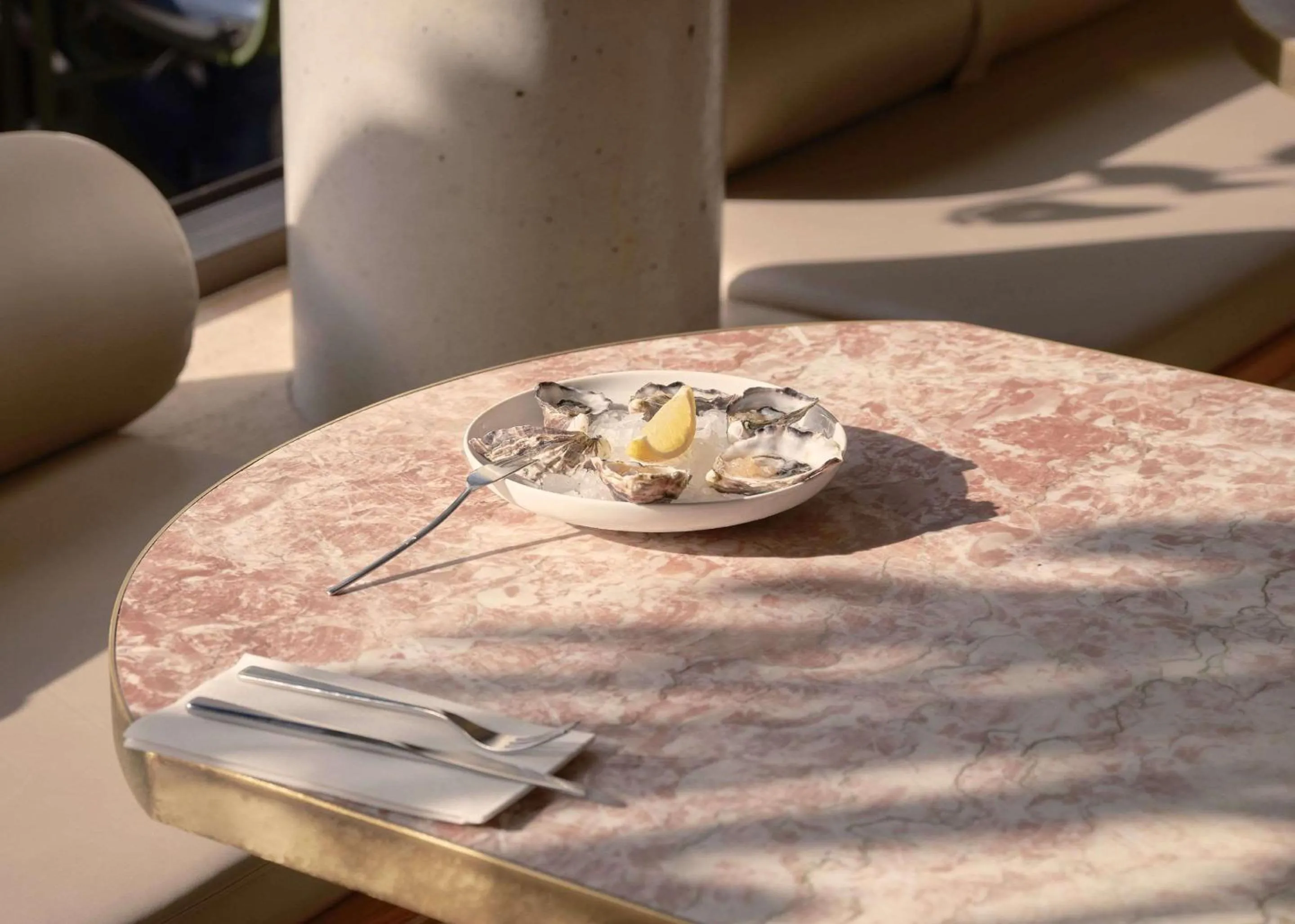 Restaurant/places to eat in The Calile Hotel