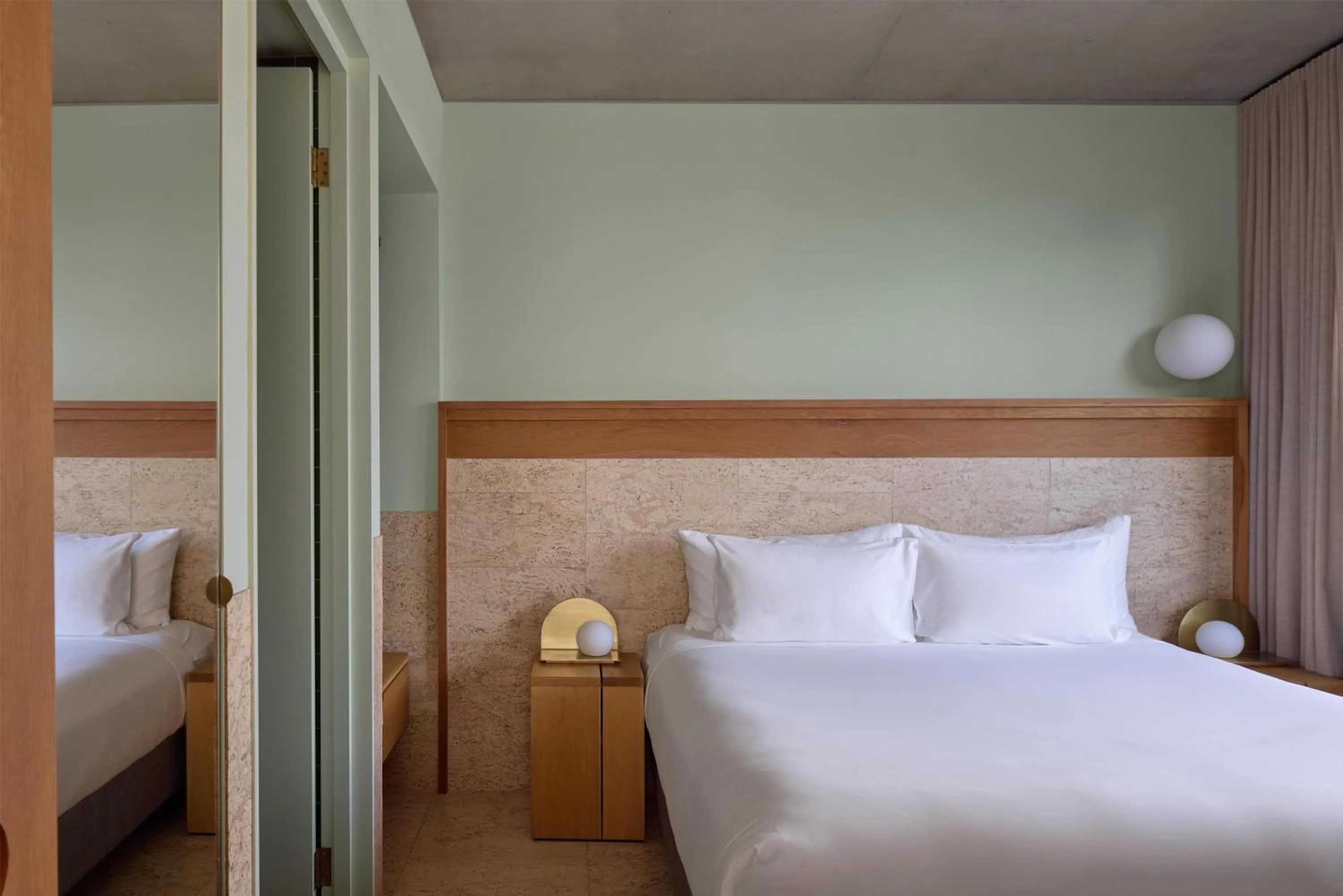 Bedroom, Bed in The Calile Hotel