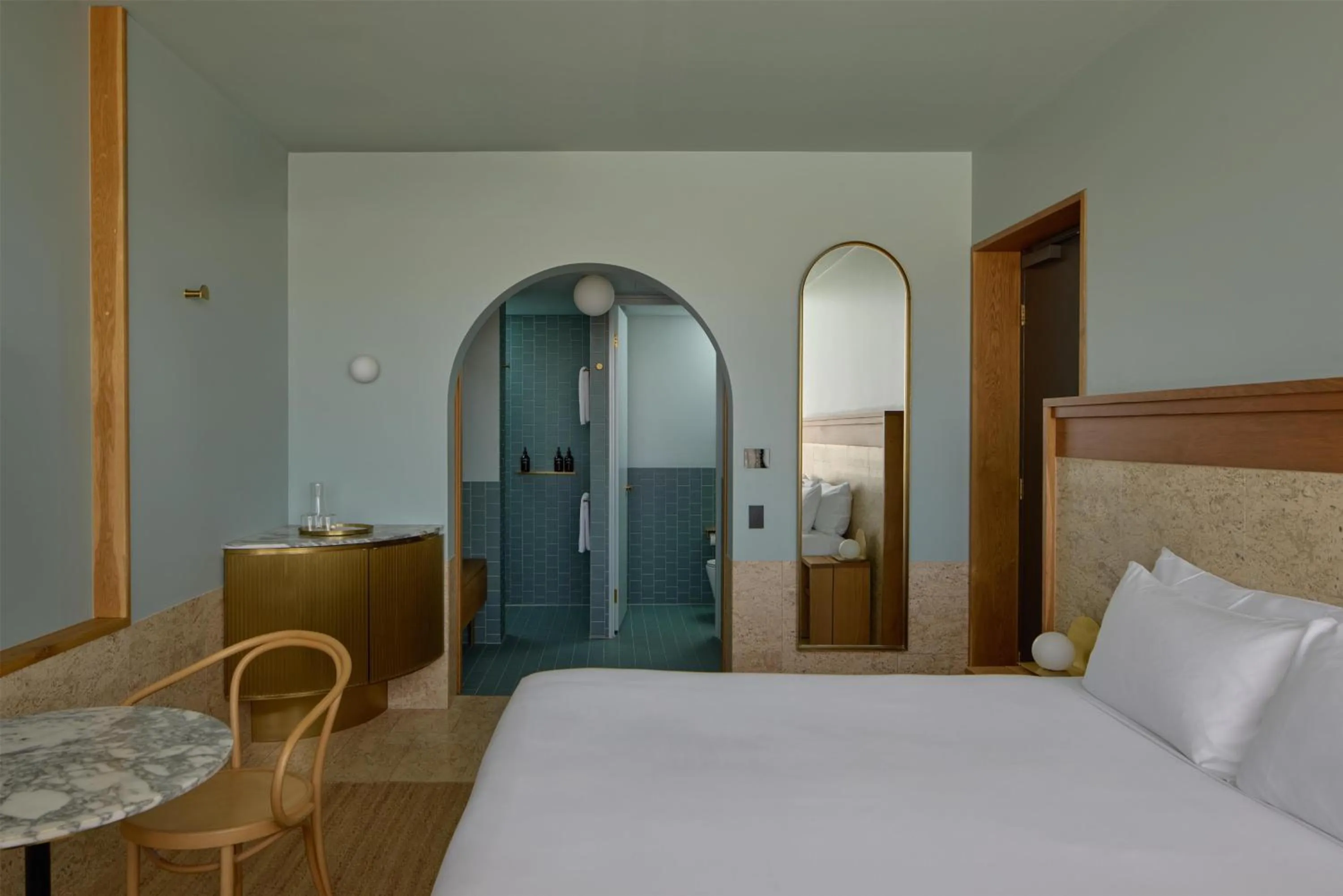 Bedroom, Bed in The Calile Hotel