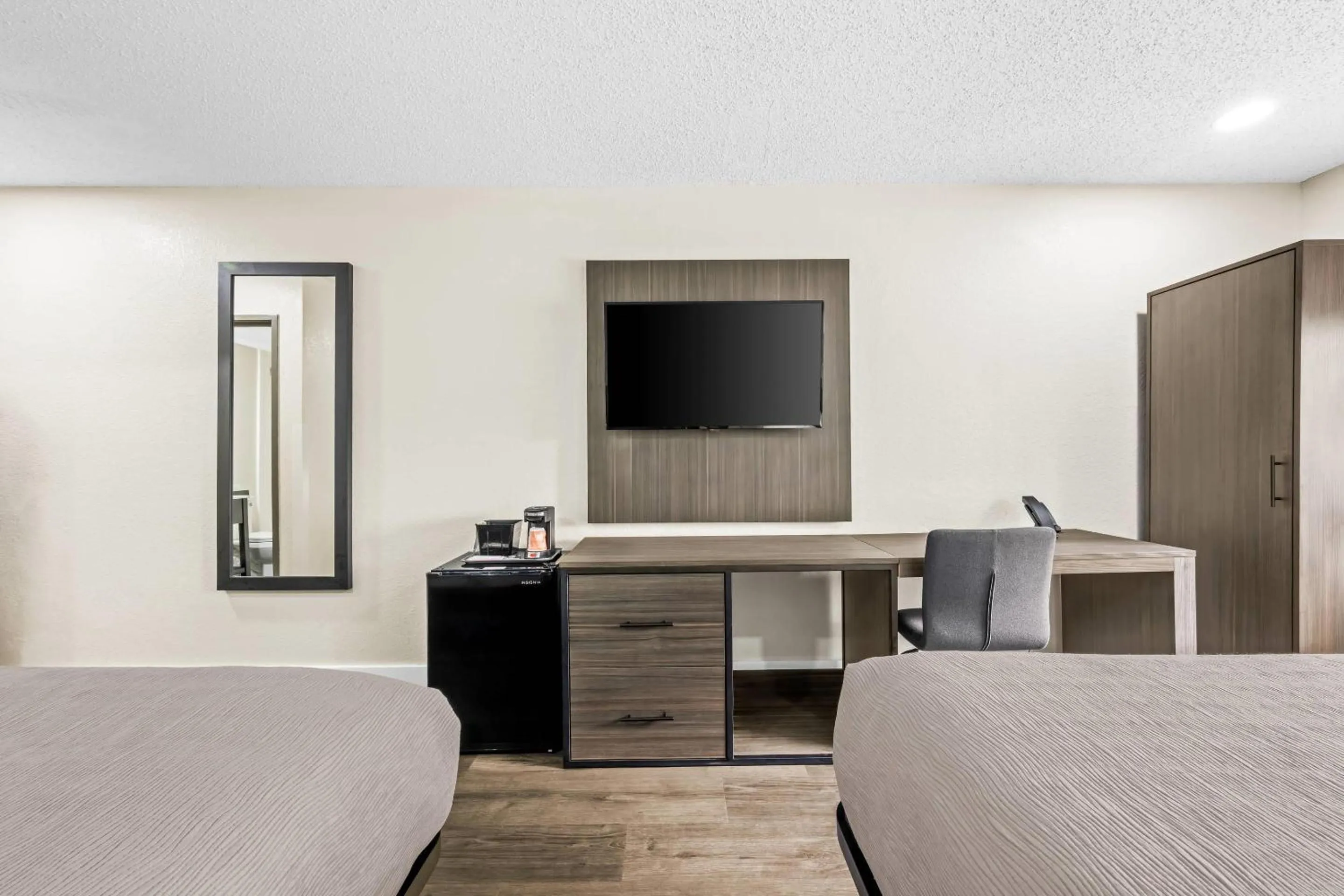 Bedroom, Bed in Quality Inn